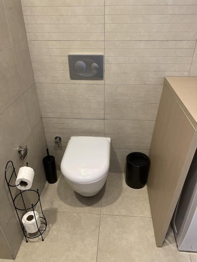 Brand-new 3-bedroom With Terrace Near Mall Of - Batisehir 36 Apartamento *