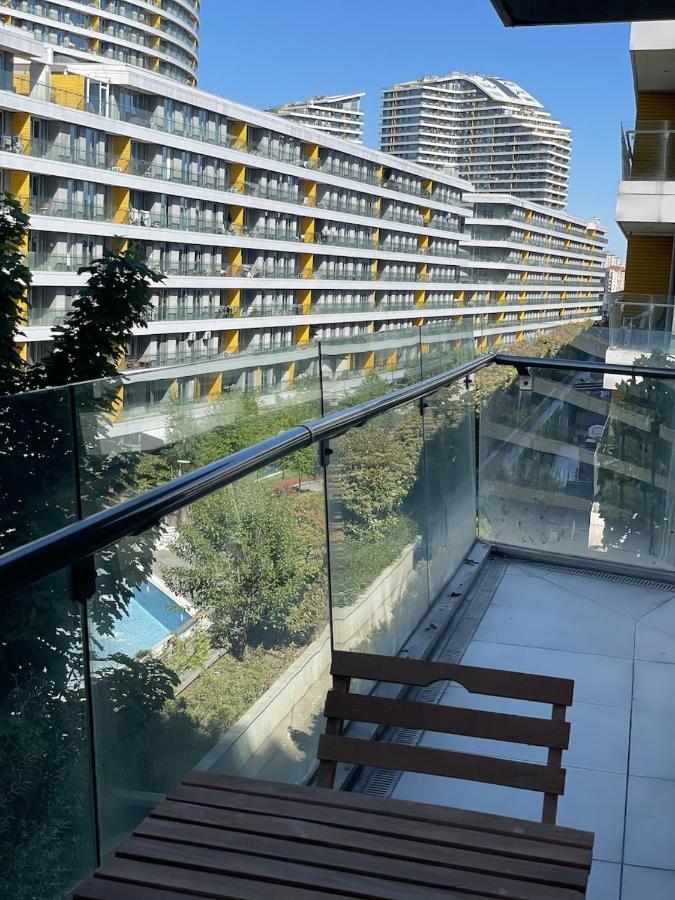 Brand-new 3-bedroom With Terrace Near Mall Of - Batisehir 36 Apartamento Istambul