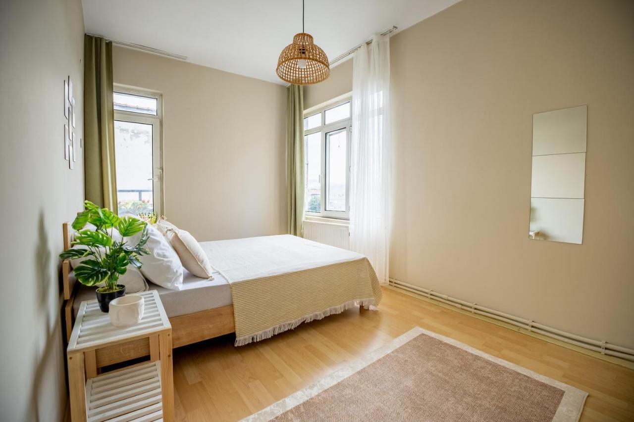 Daire Spacious 2 Bedroom With Panoramic Bosphorus View