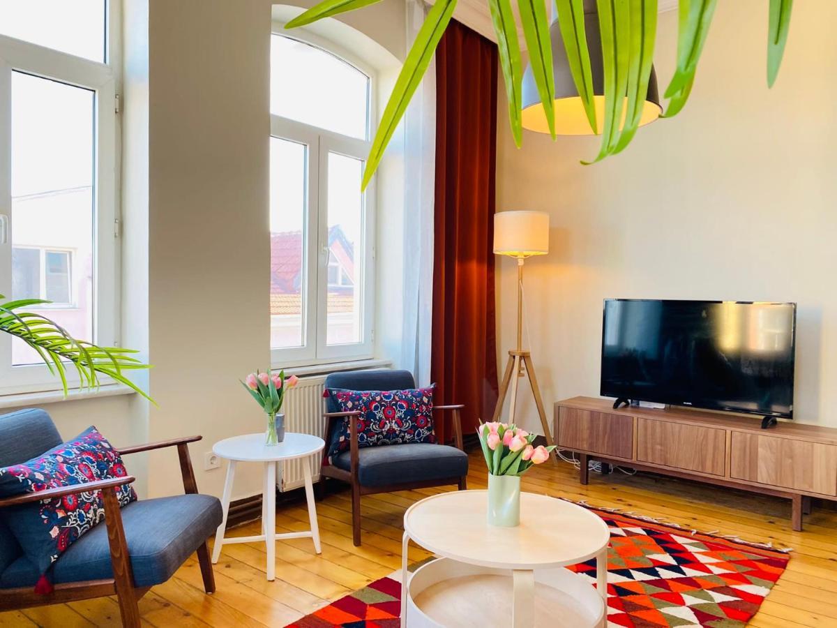 Building Near Galata Tower With Great View In Beyoglu Apartment *
