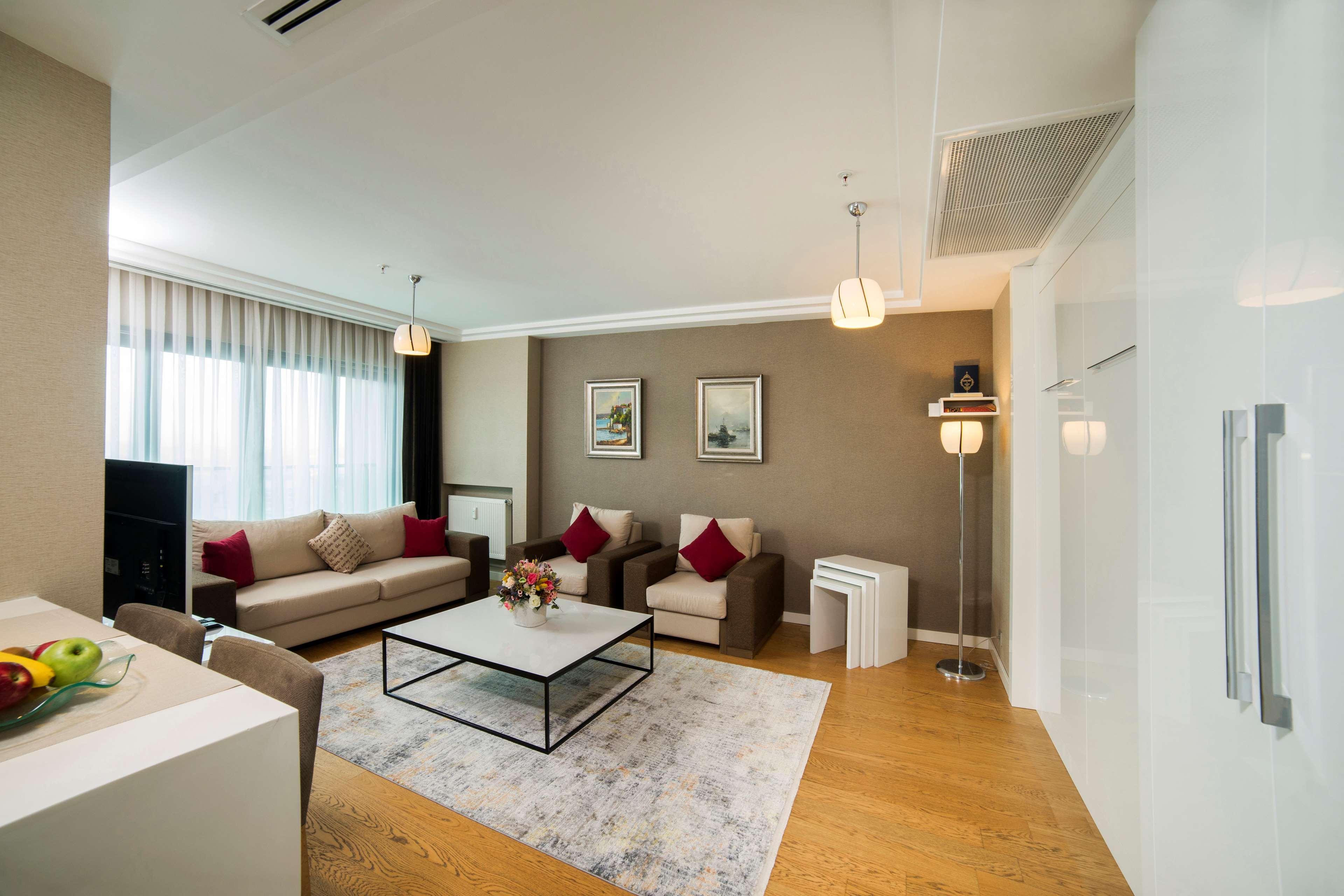Otel Radisson Residences Avrupa Tem İstanbul
