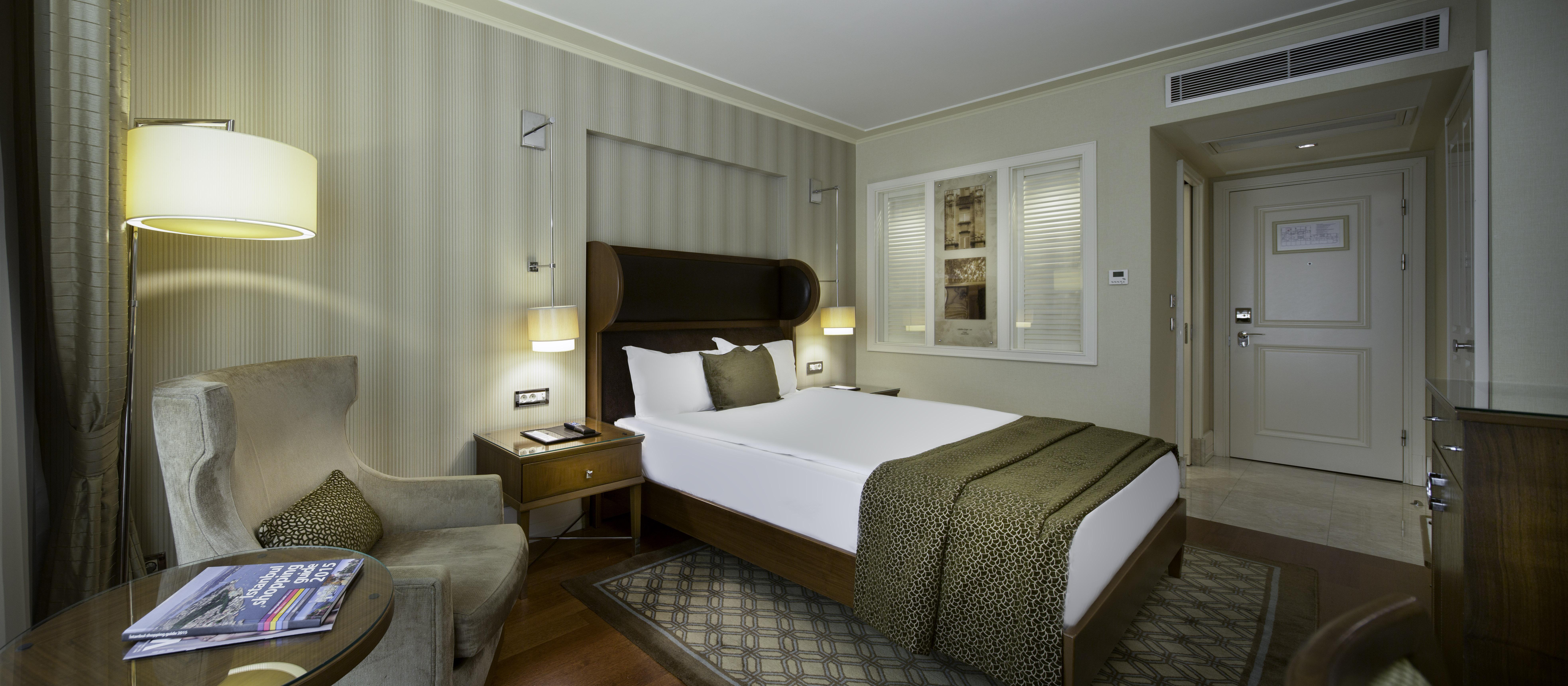 Titanic Taksim Hotel
