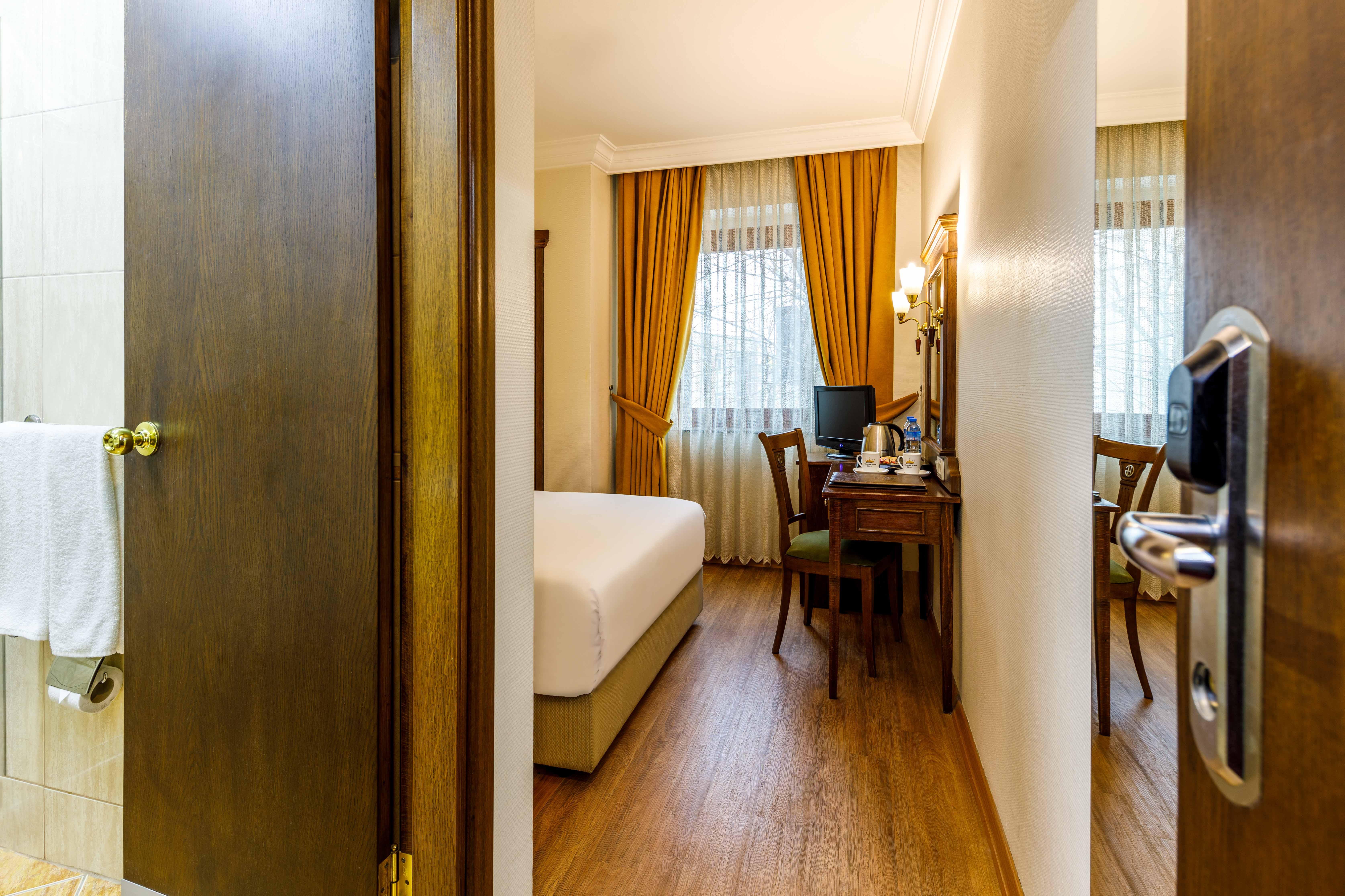 Golden Crown 3* Istanbul