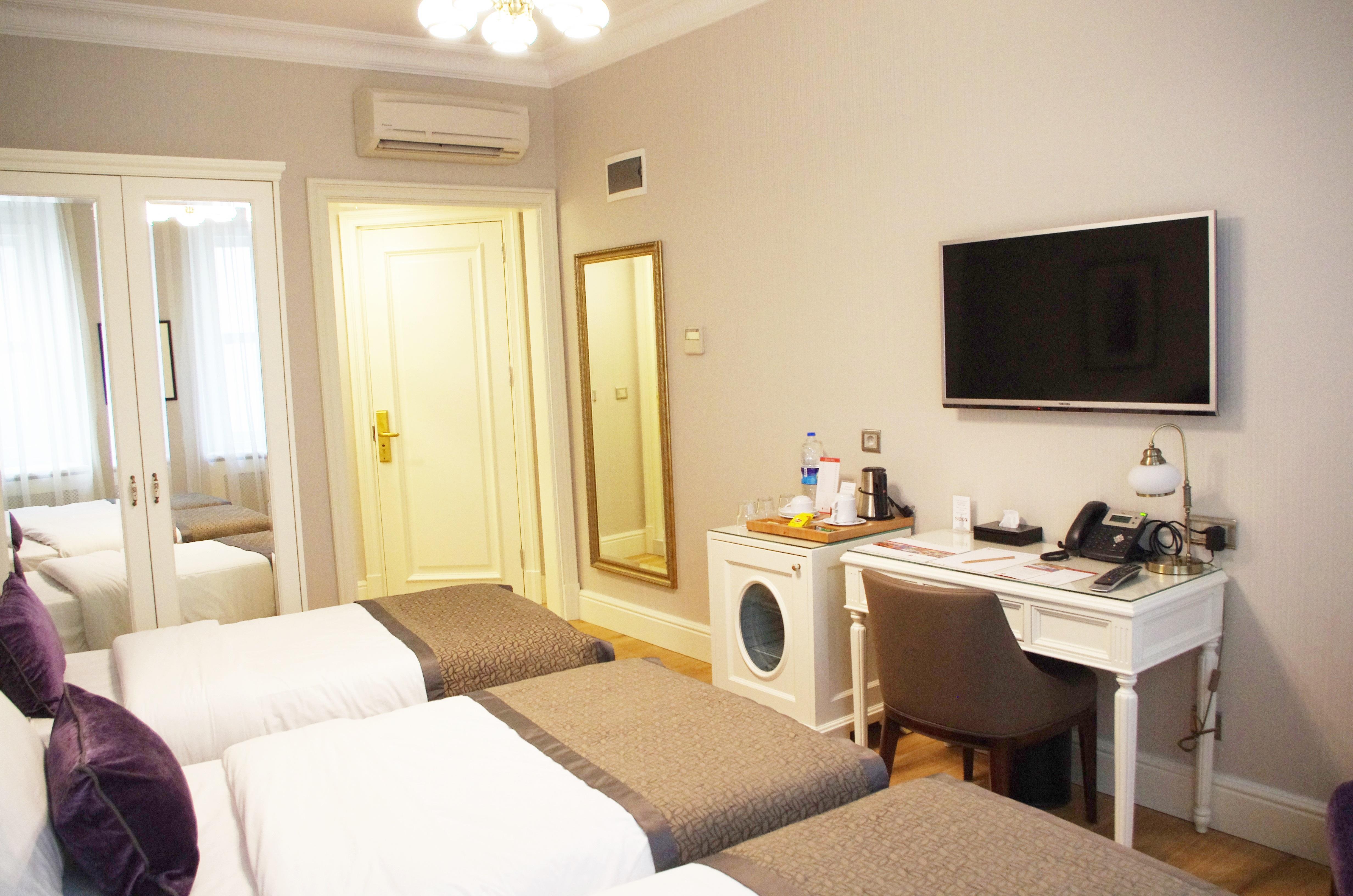 Meroddi Galata Mansion Hotel 3*