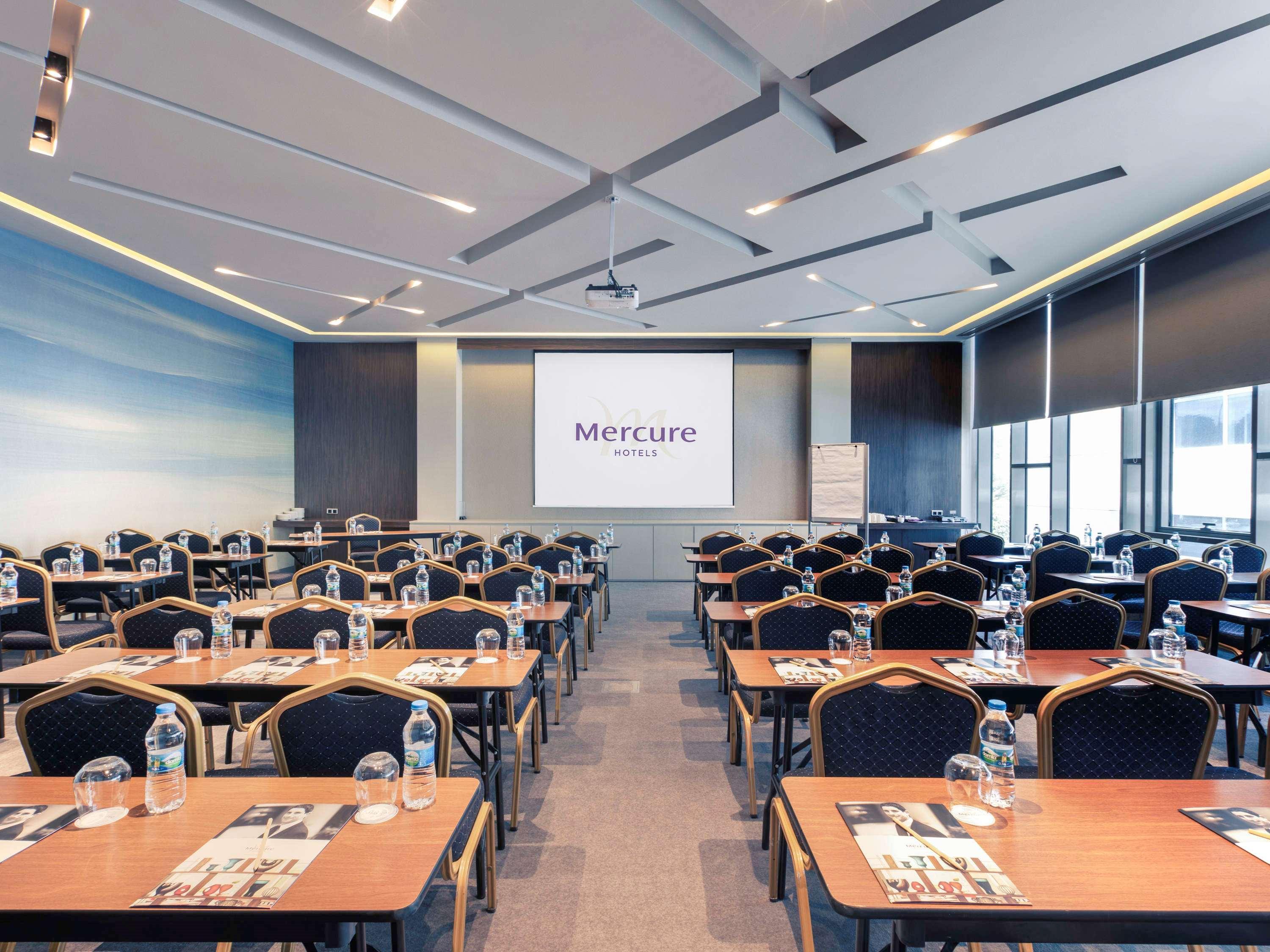 Mercure Umraniye 4*