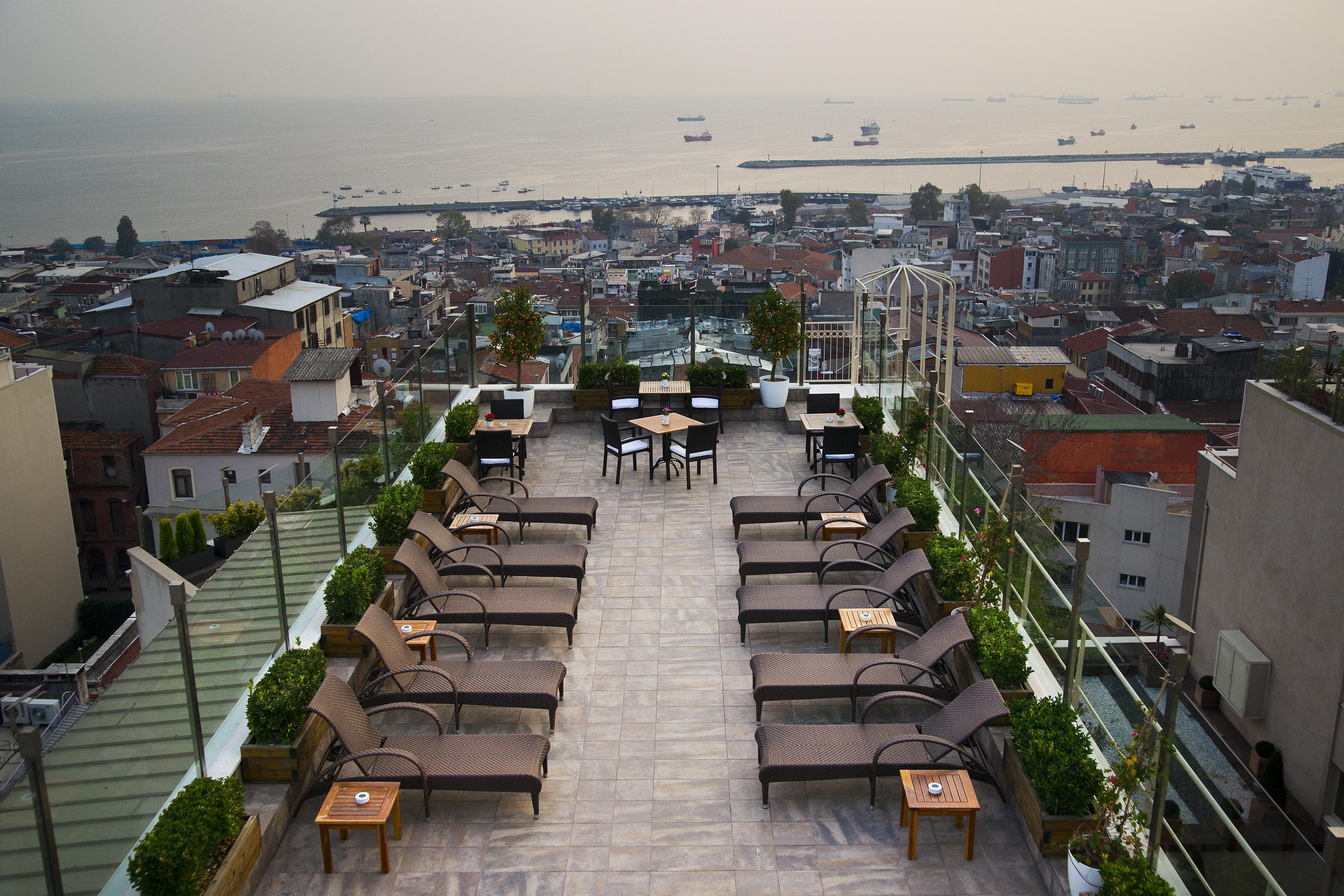 Radisson President Beyazit 4*