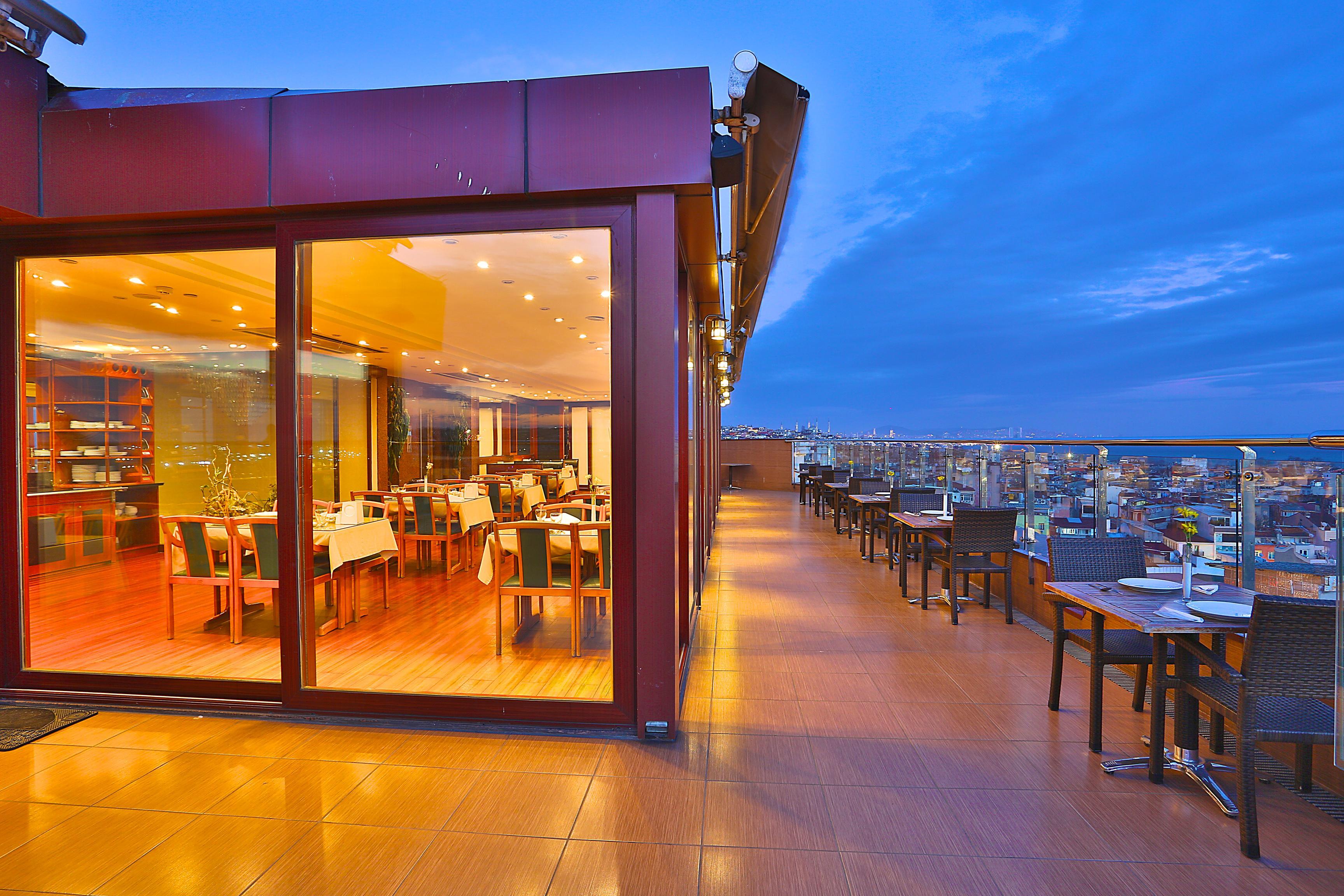 Hotel Grand Madrid 3*