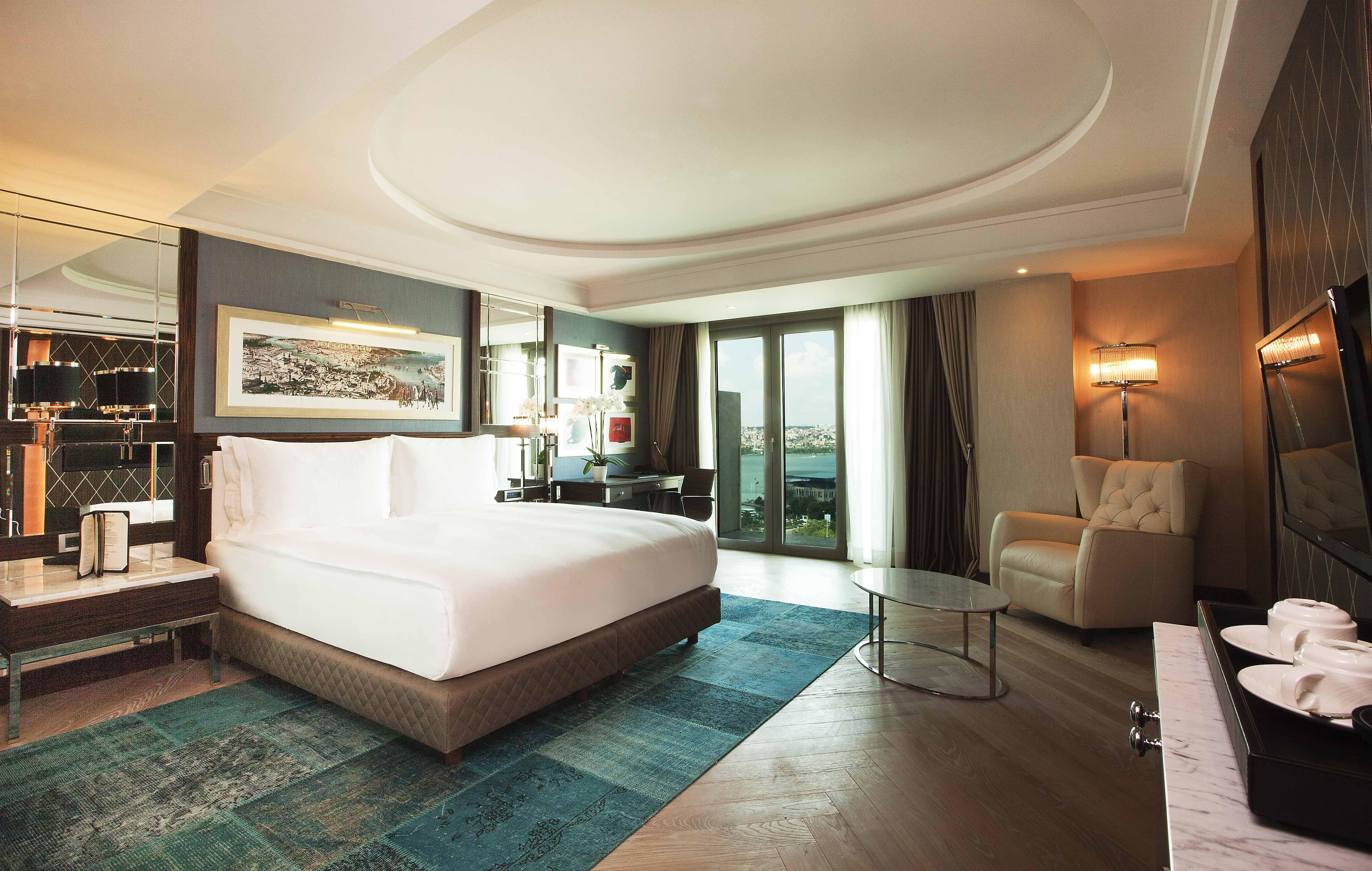 Radisson Blu Pera 5*