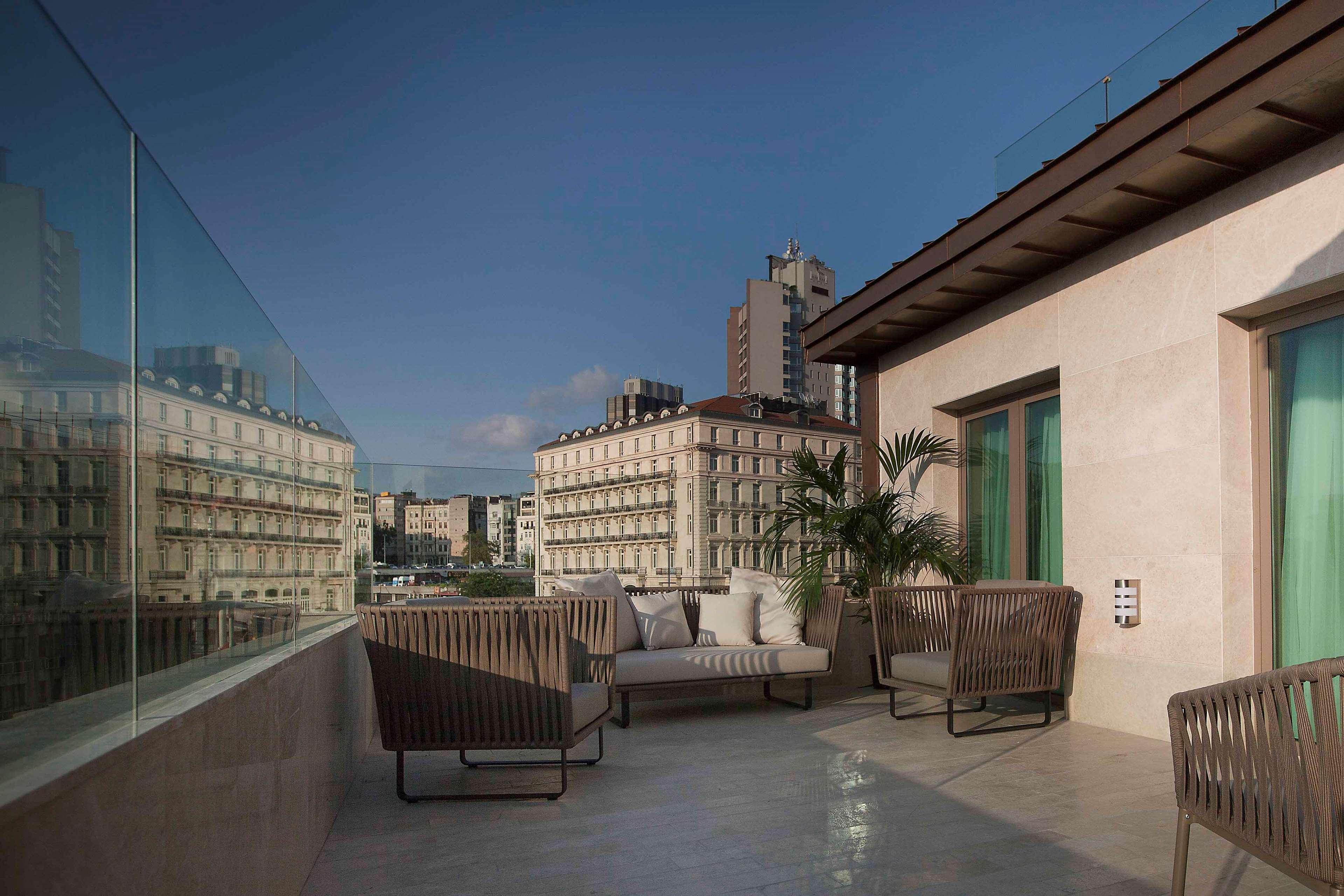 Otel Radisson Blu Pera İstanbul