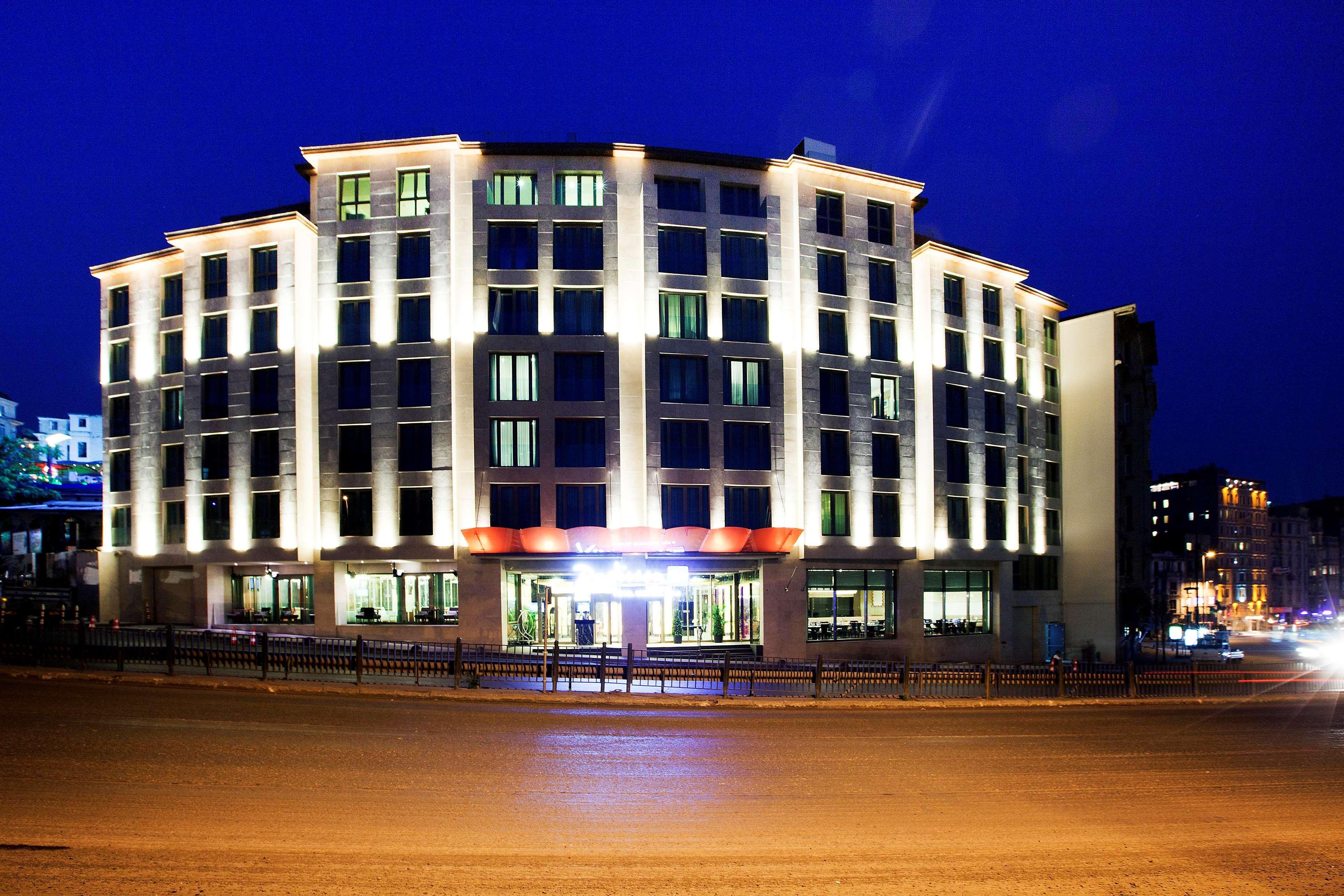 Otel Radisson Blu Pera İstanbul