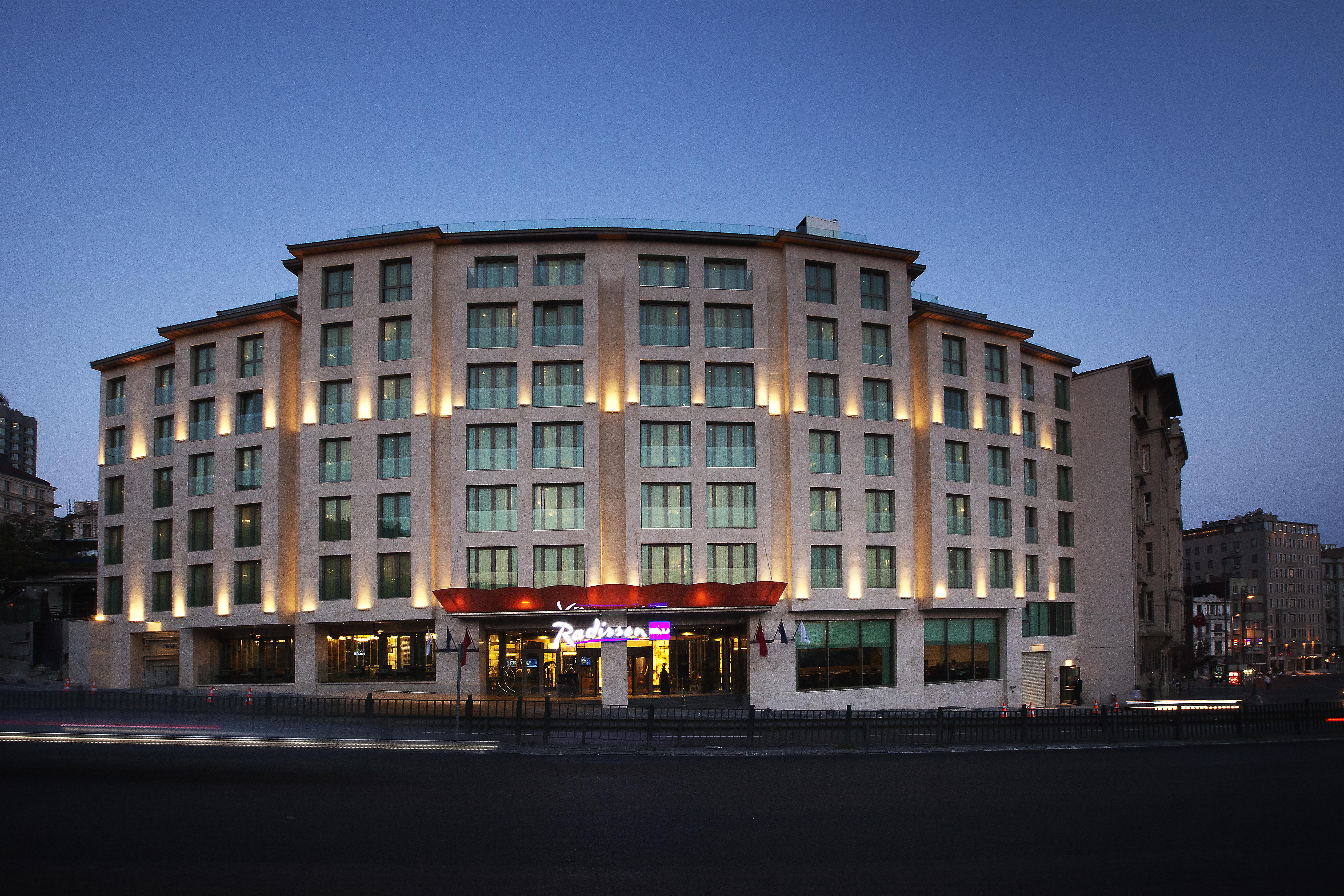 Otel Radisson Blu Pera İstanbul
