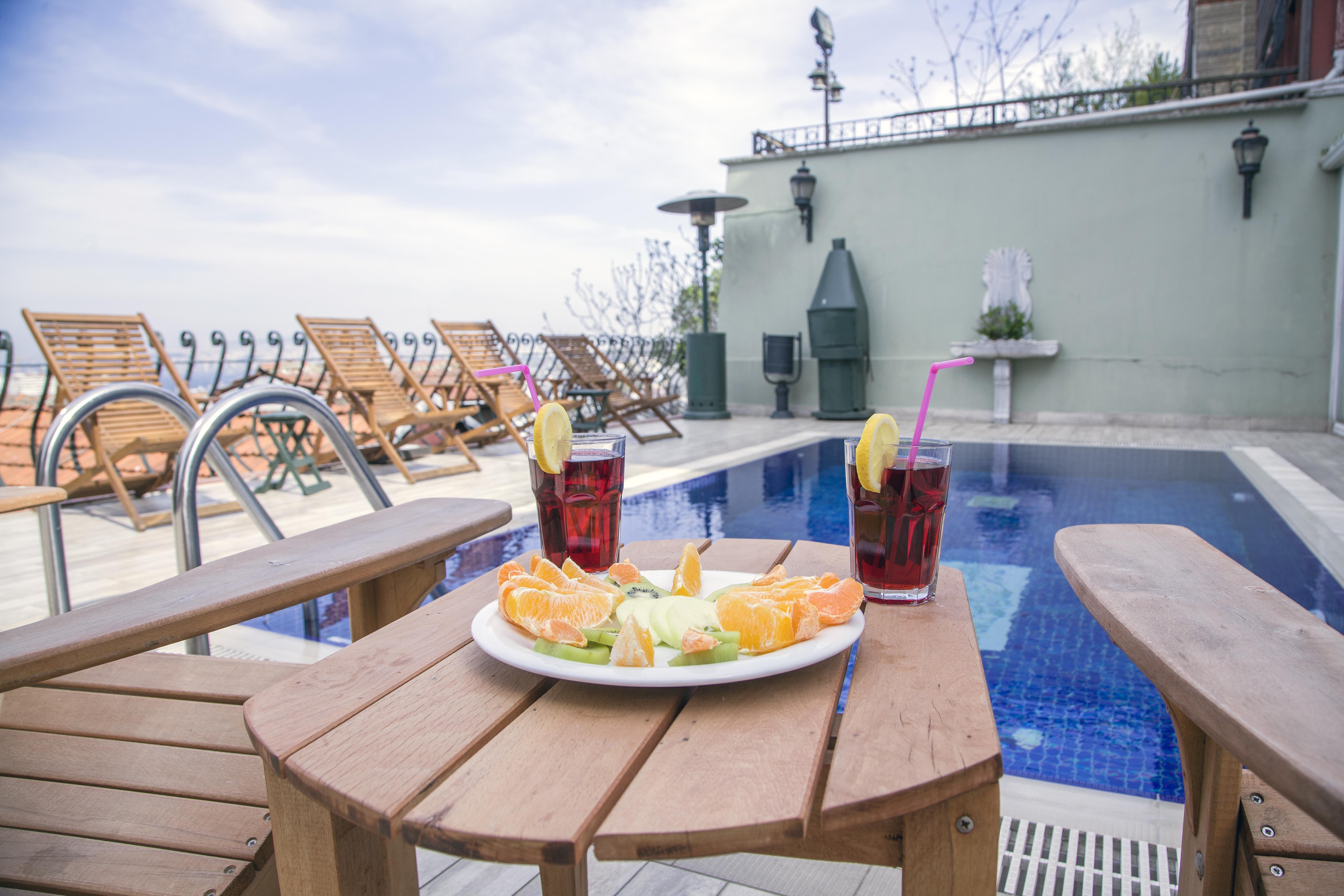 Hhk Otel 4*
