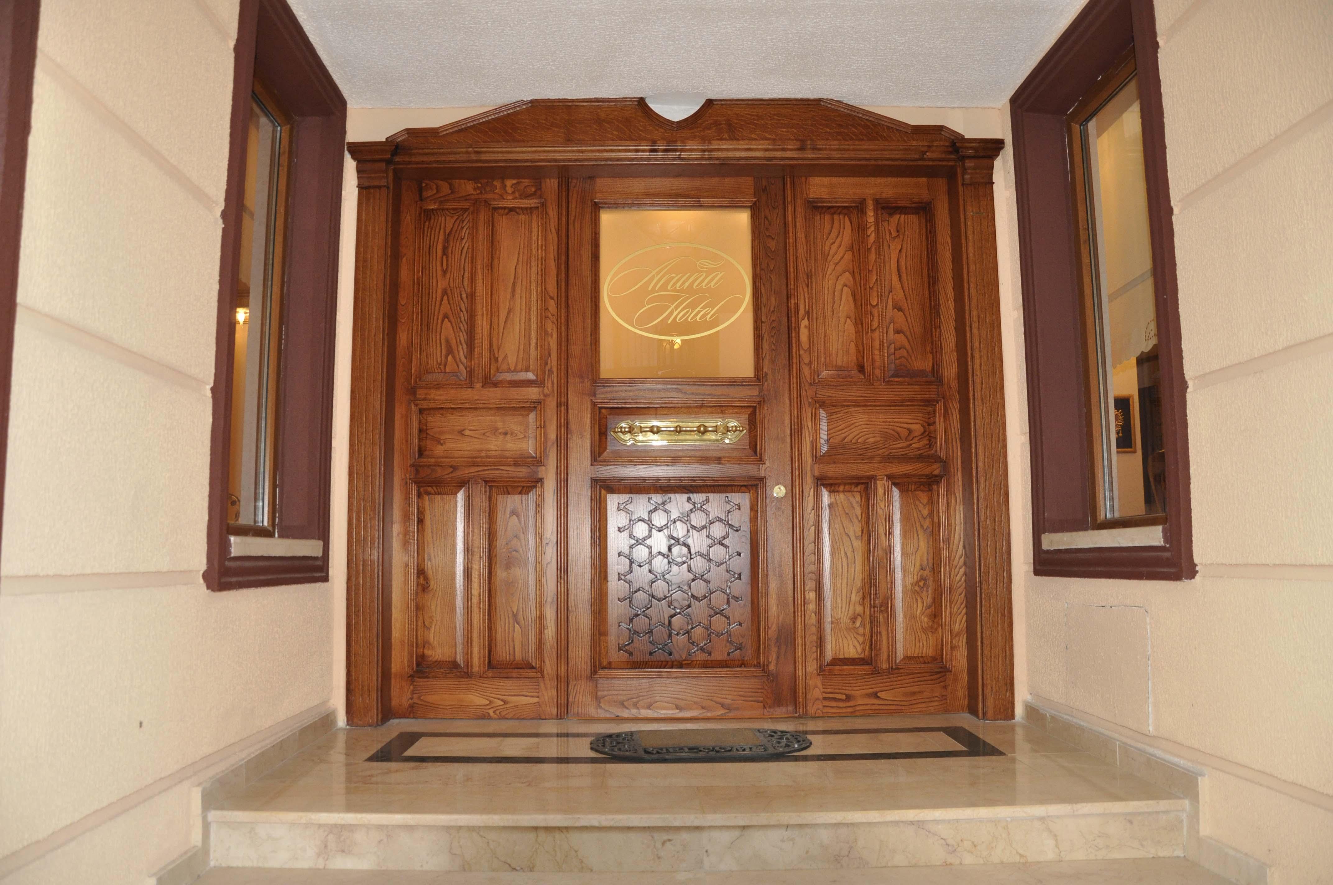 Aruna Boutique Hotel 4*