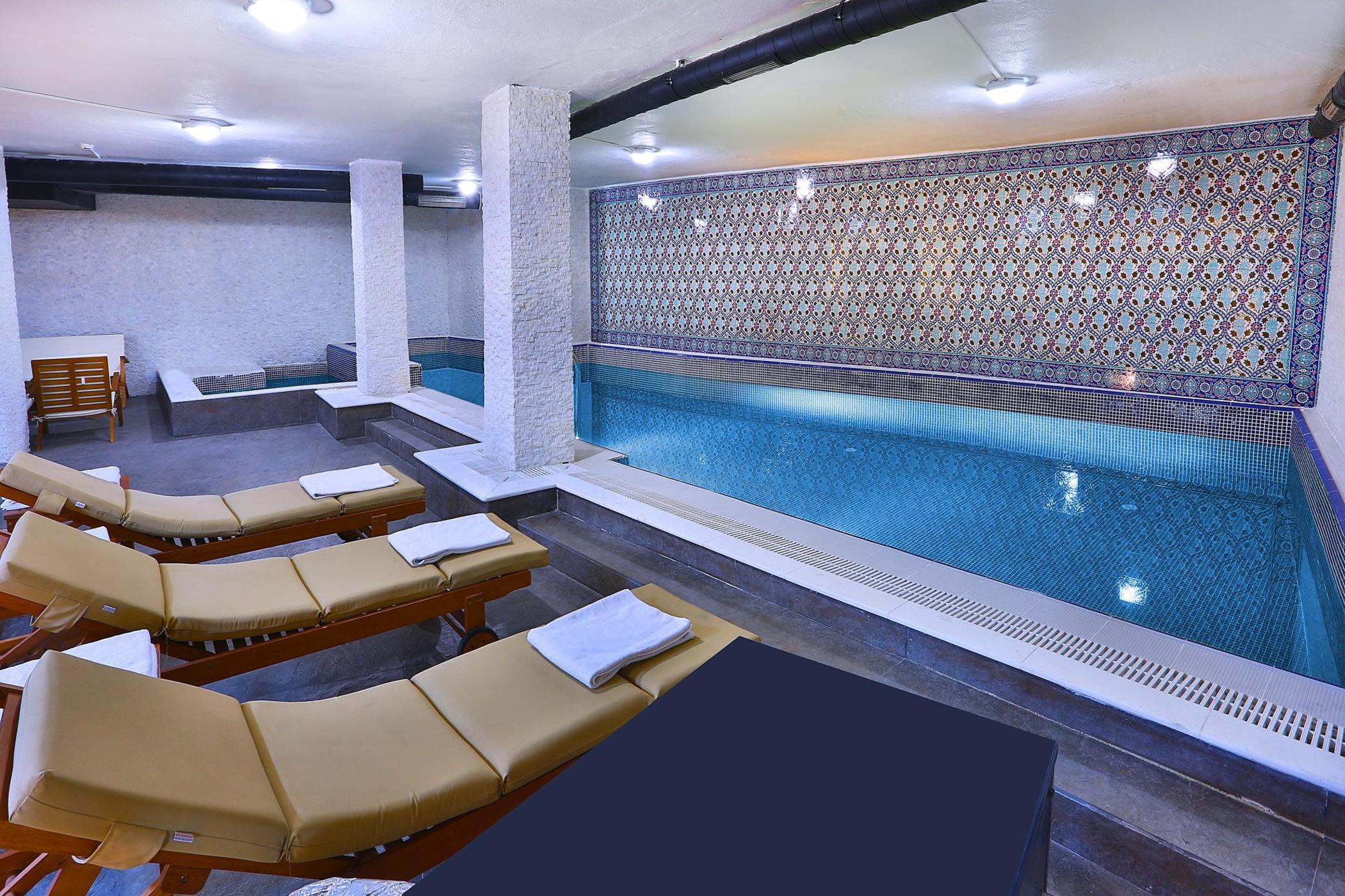 White Monarch 4* Istanbul