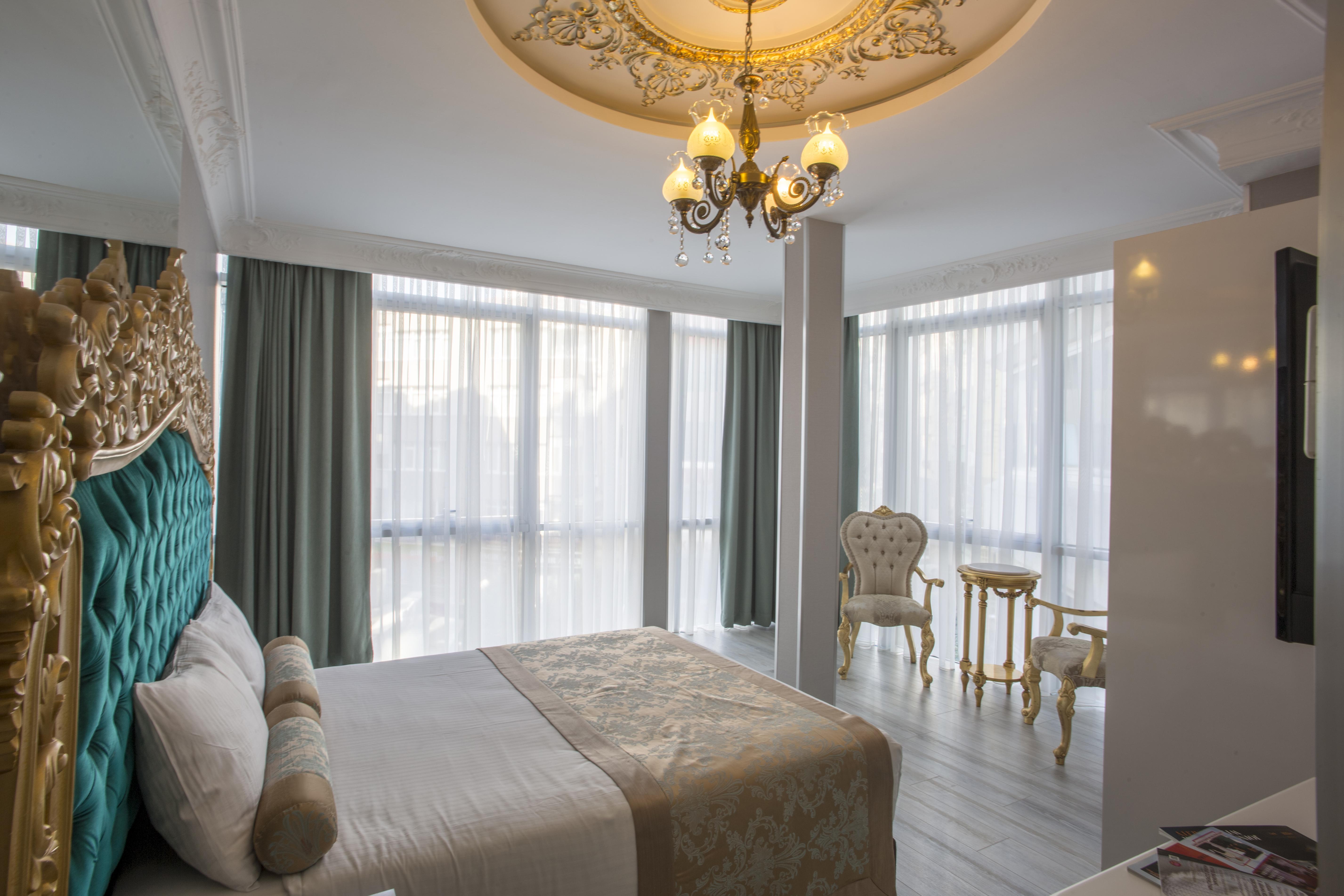 White Monarch 4* Istanbul