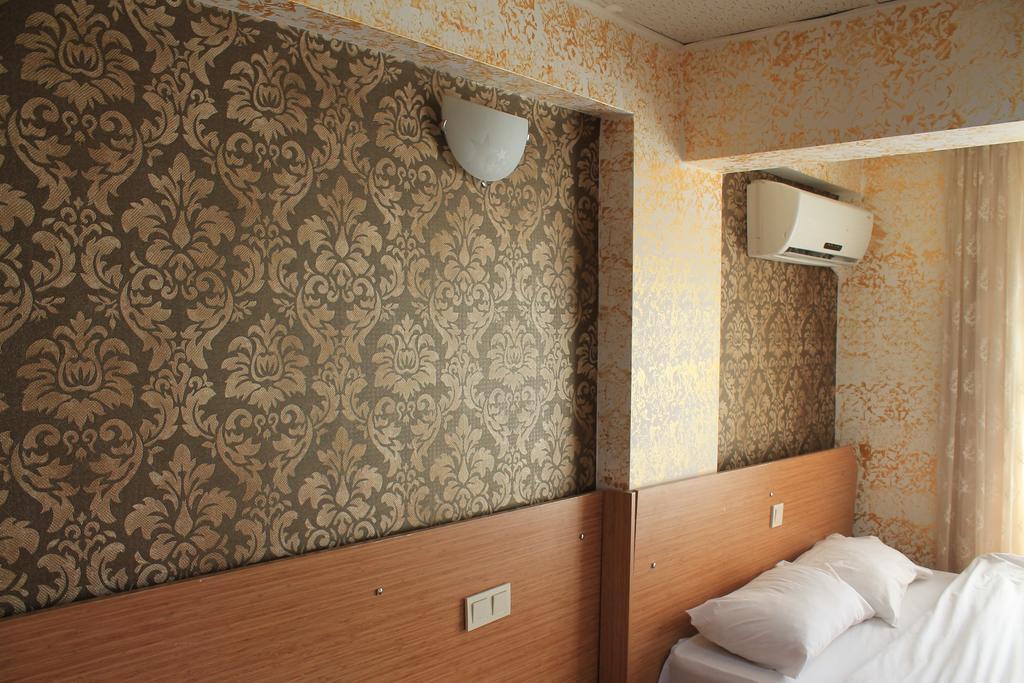 Dedem - Avcilar Hotel 3*