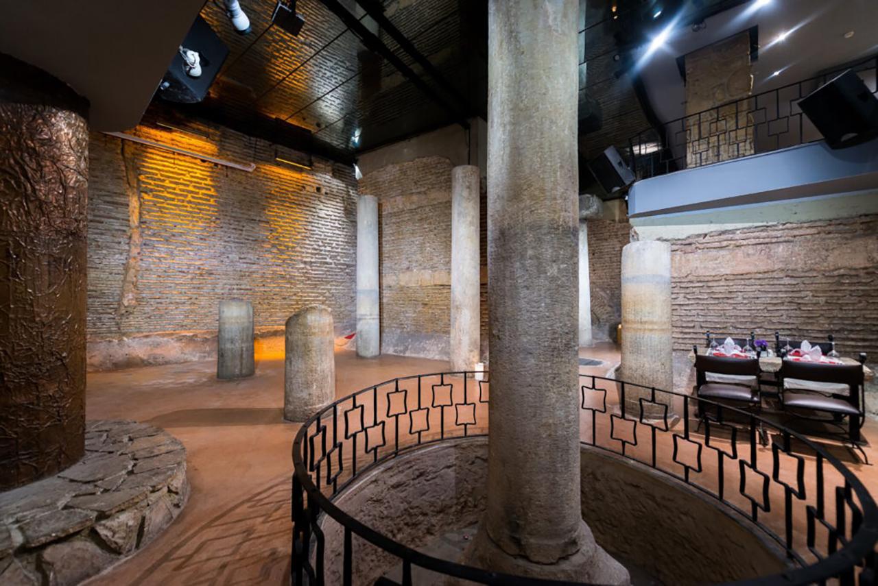 Antik Hotel 4*