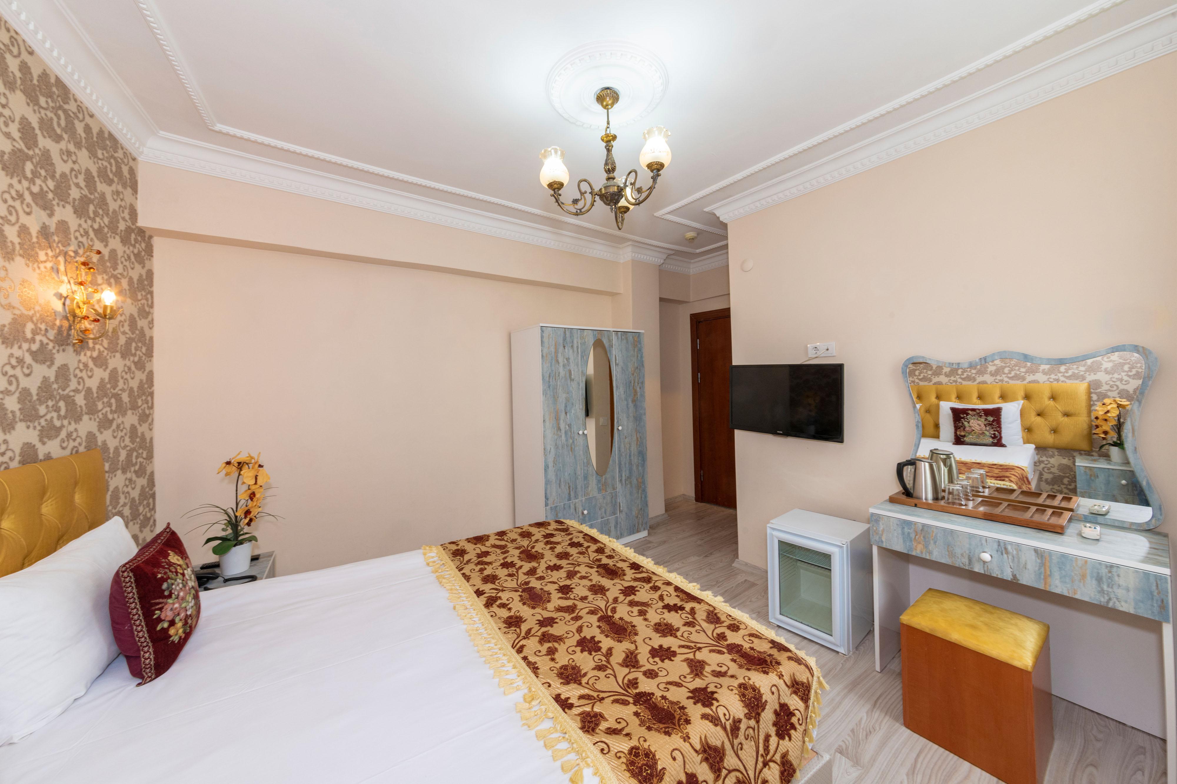 Stone Old Otel 3*
