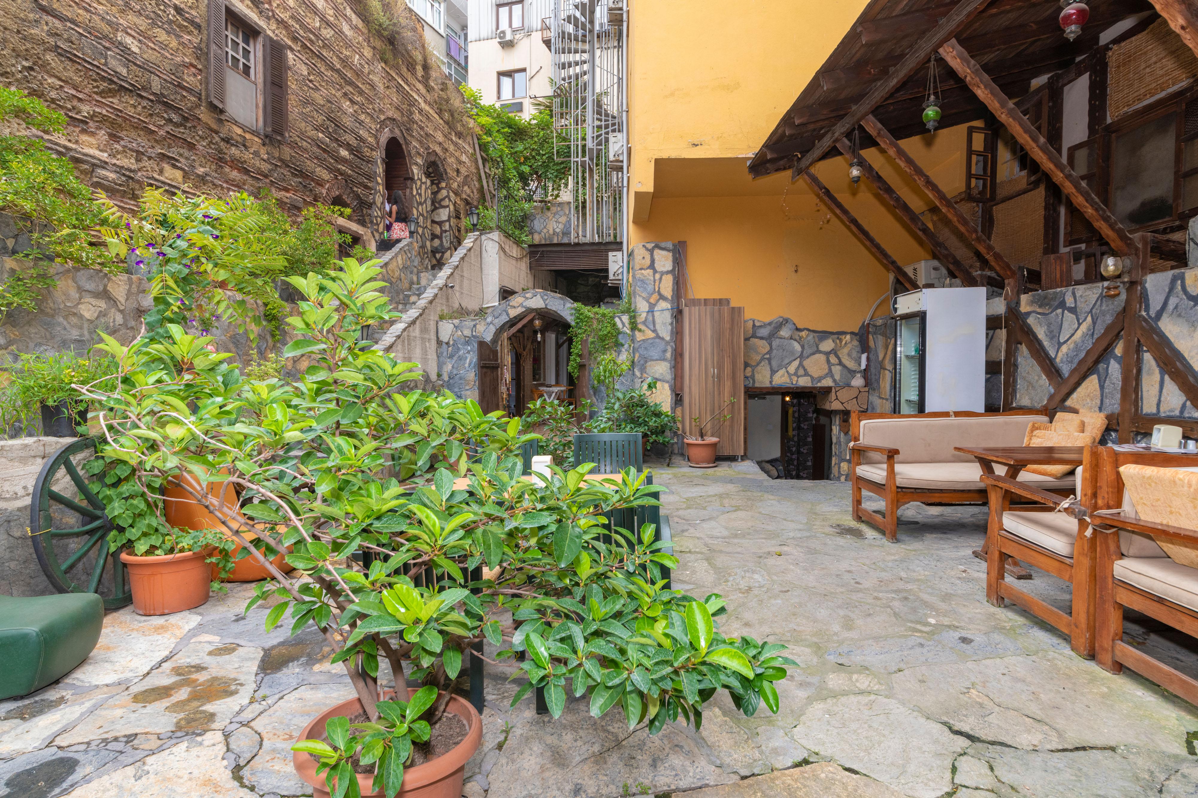 Stone Old Otel