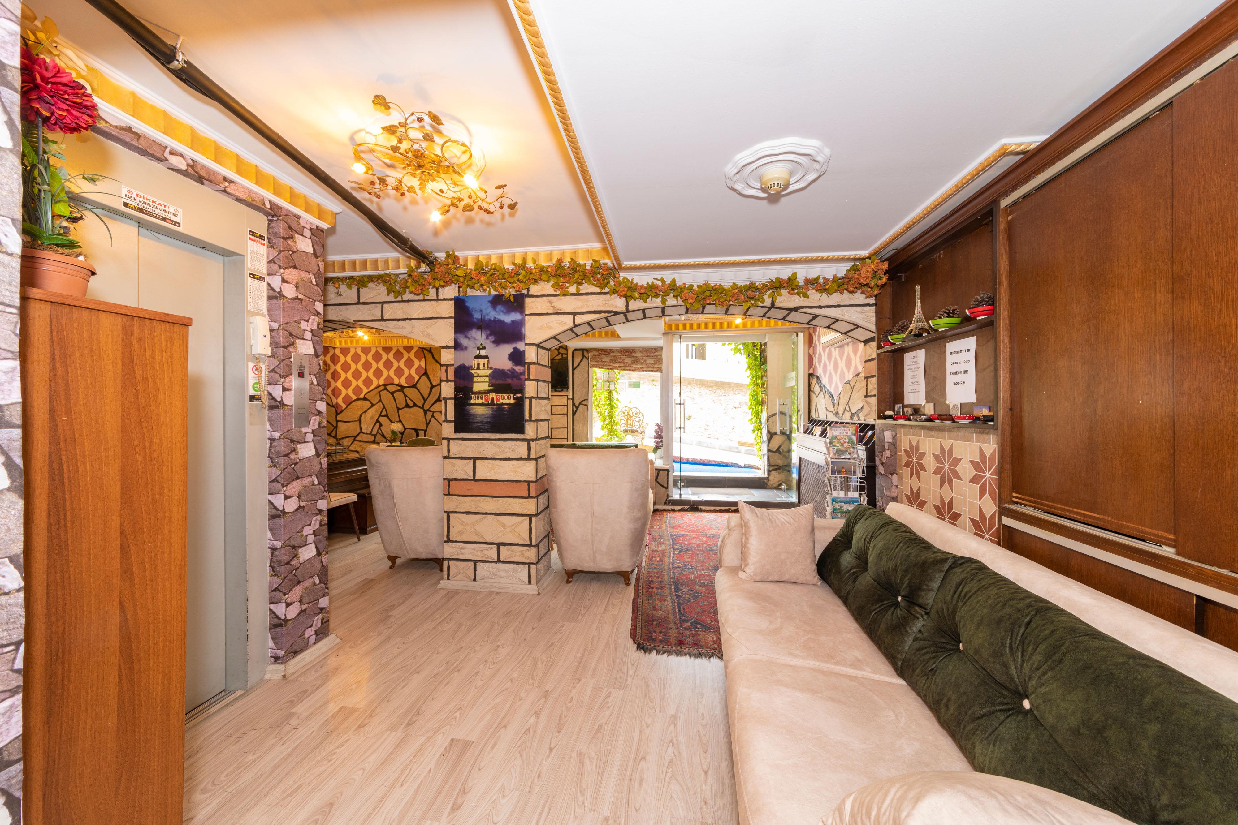 Stone Old Otel