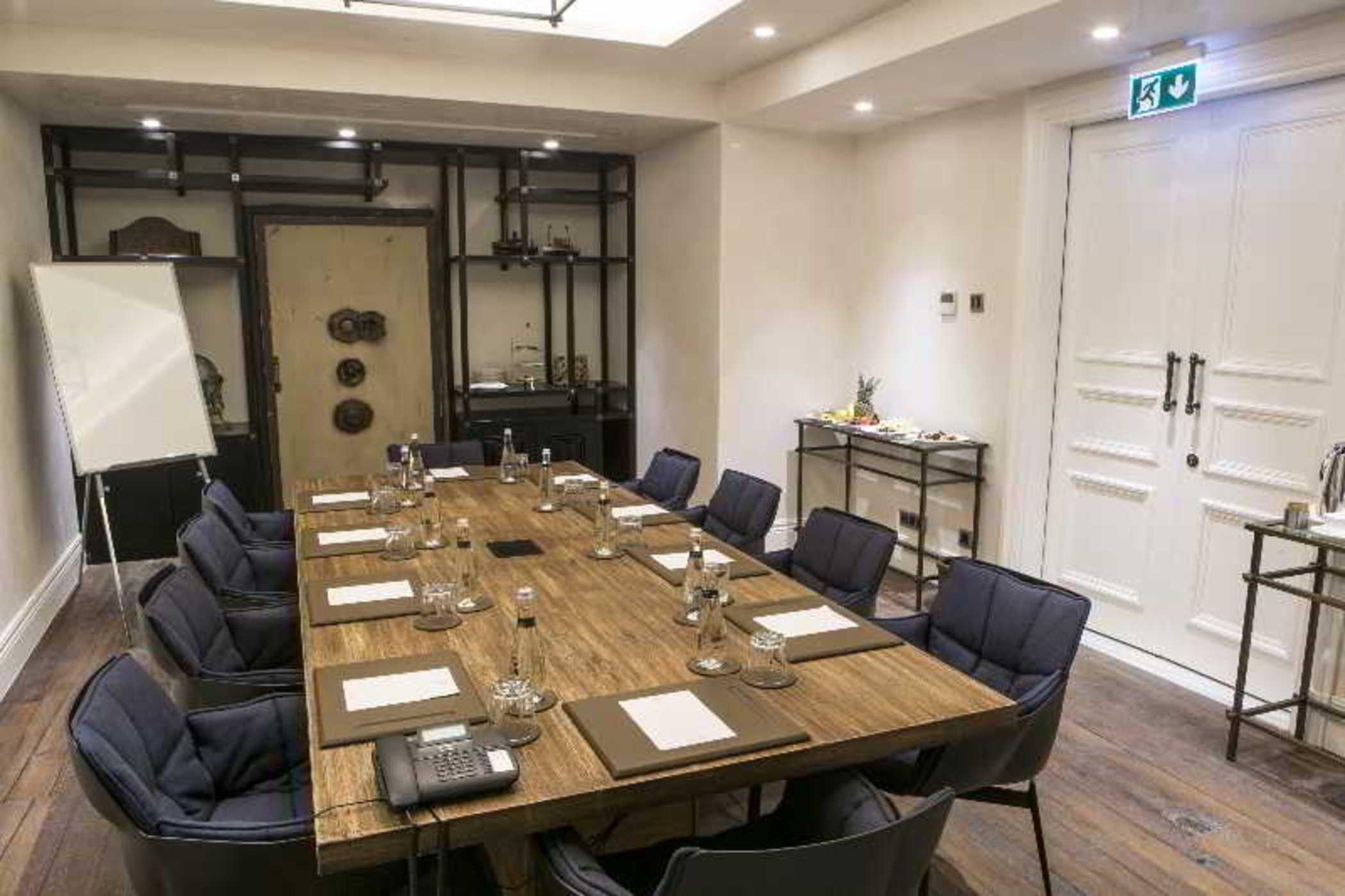 Hotel The Bank Istanbul, A Member Of Design