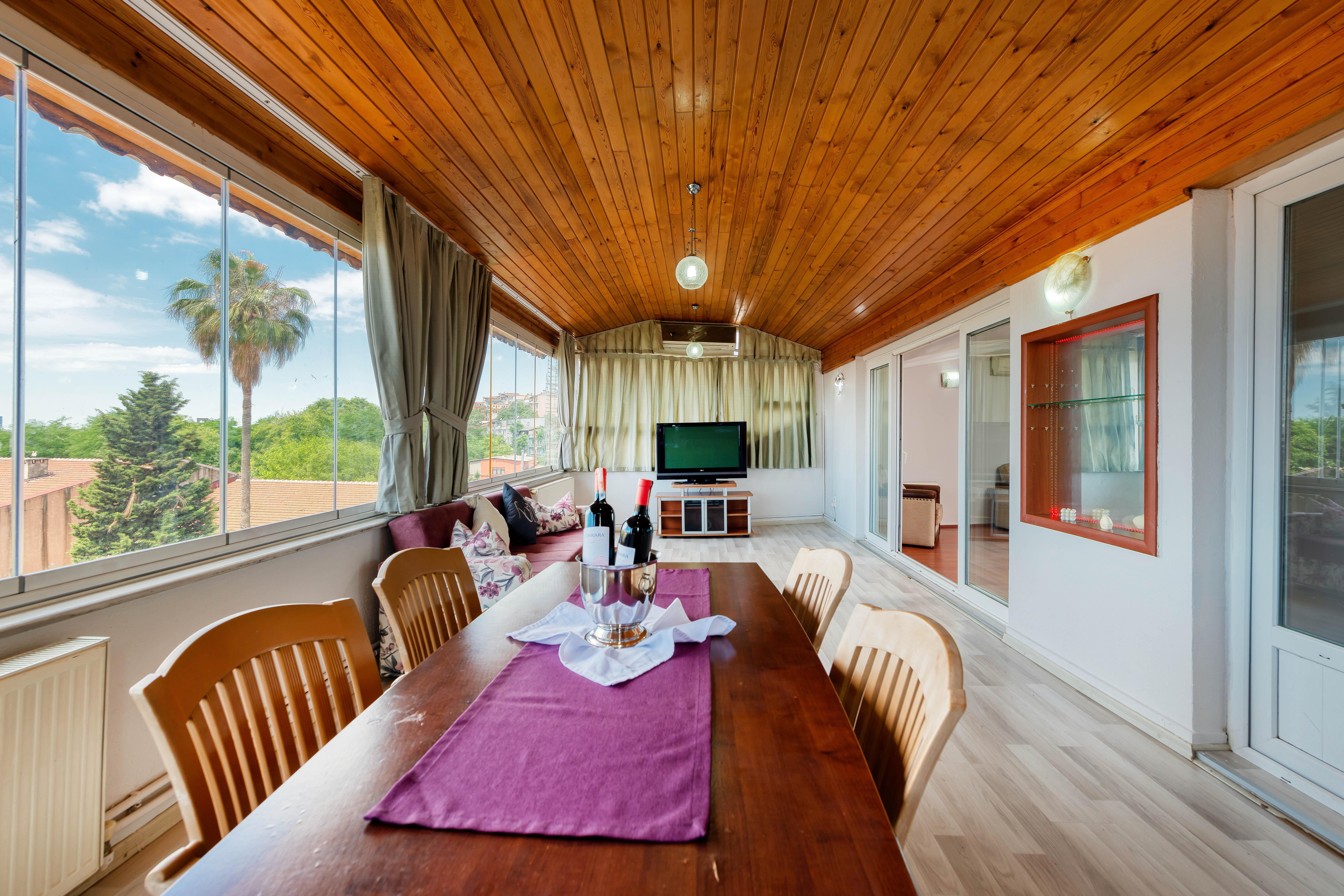 Dualis Hotel 2*