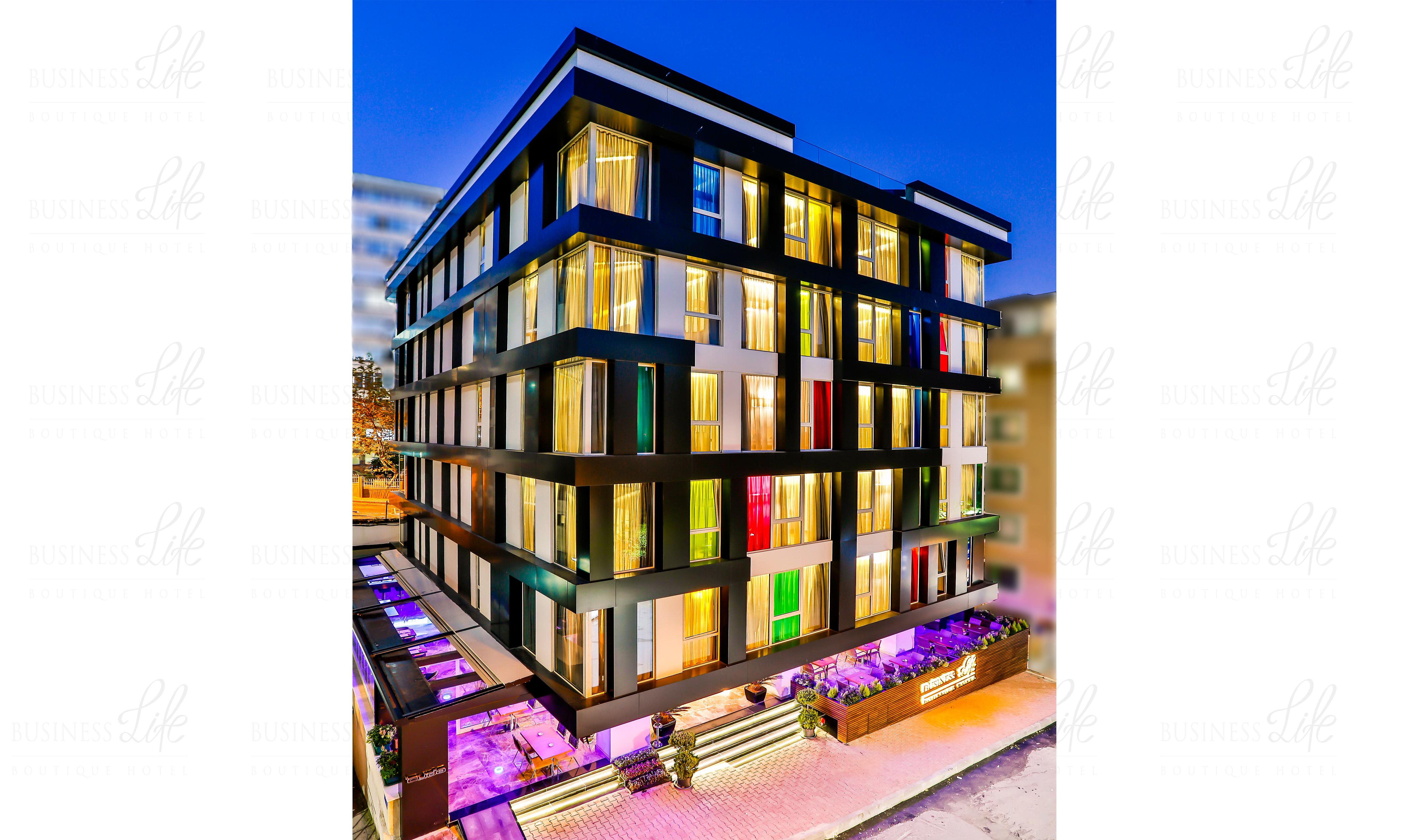 Business Life Hotel 4*