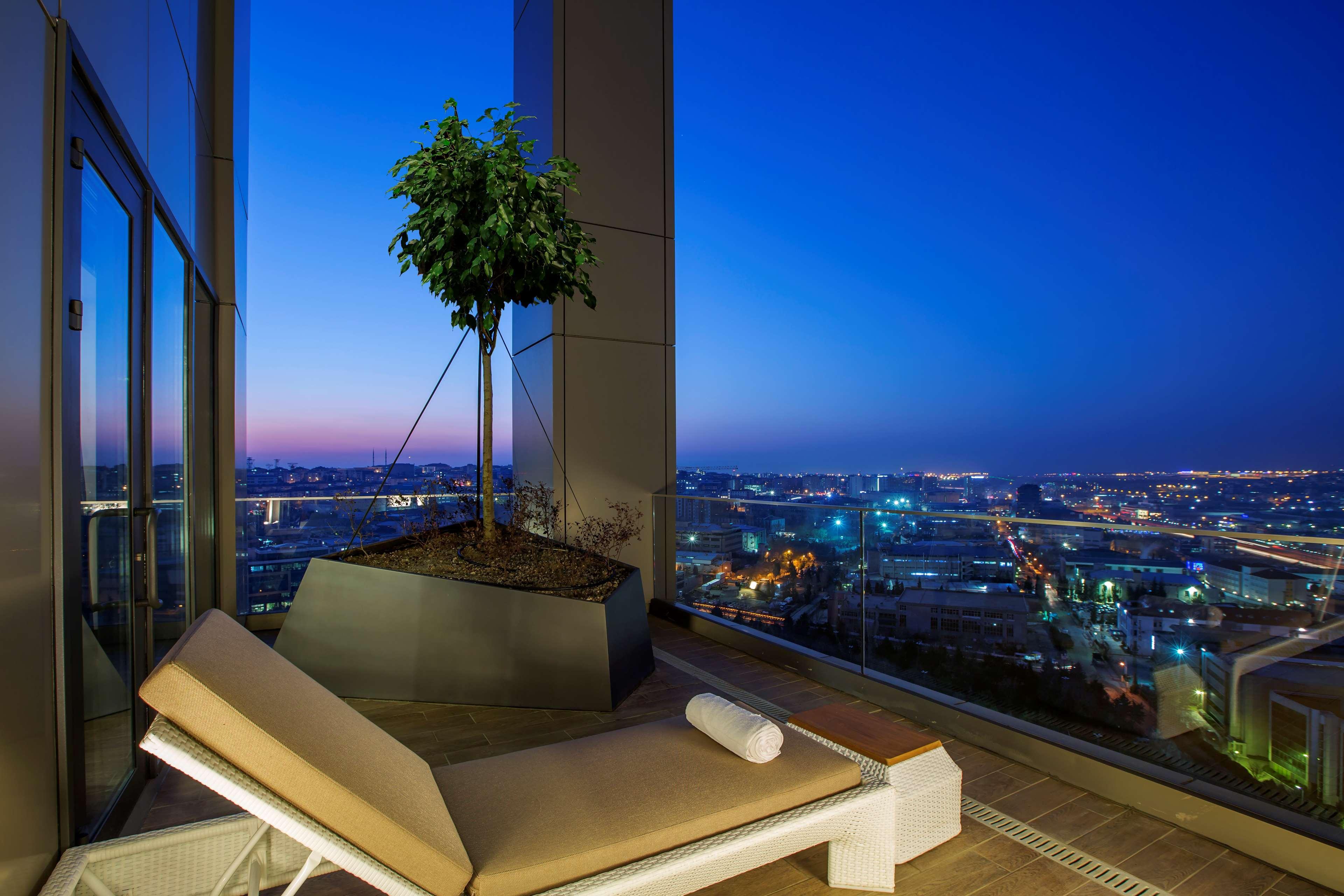 Hilton Garden Atatürk Airport Otel 4*