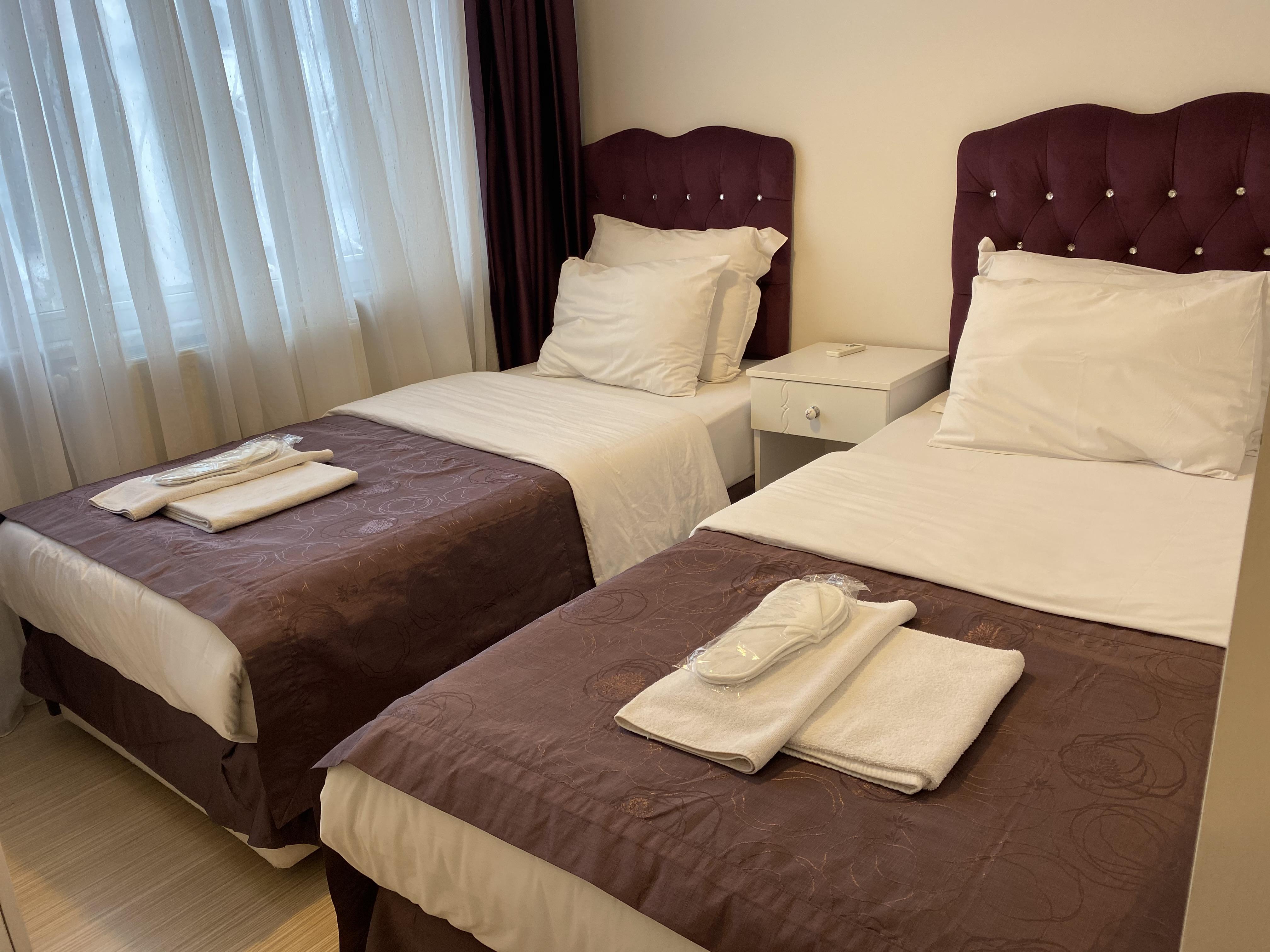 Spinel - Old Hotel