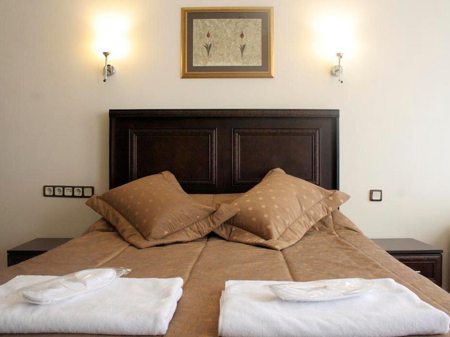 Tulip House Hotel 3*