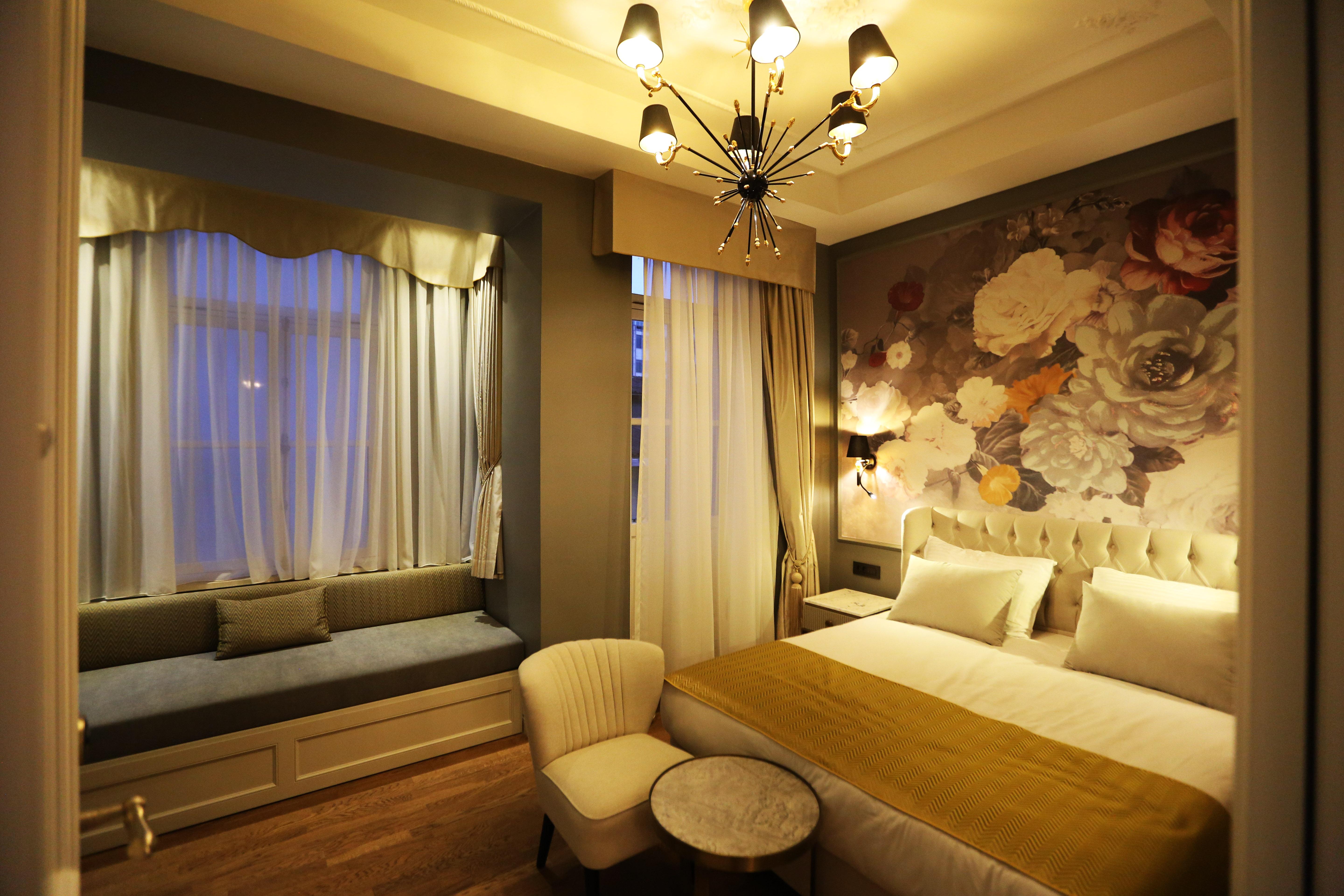 Royal Tophane 3*