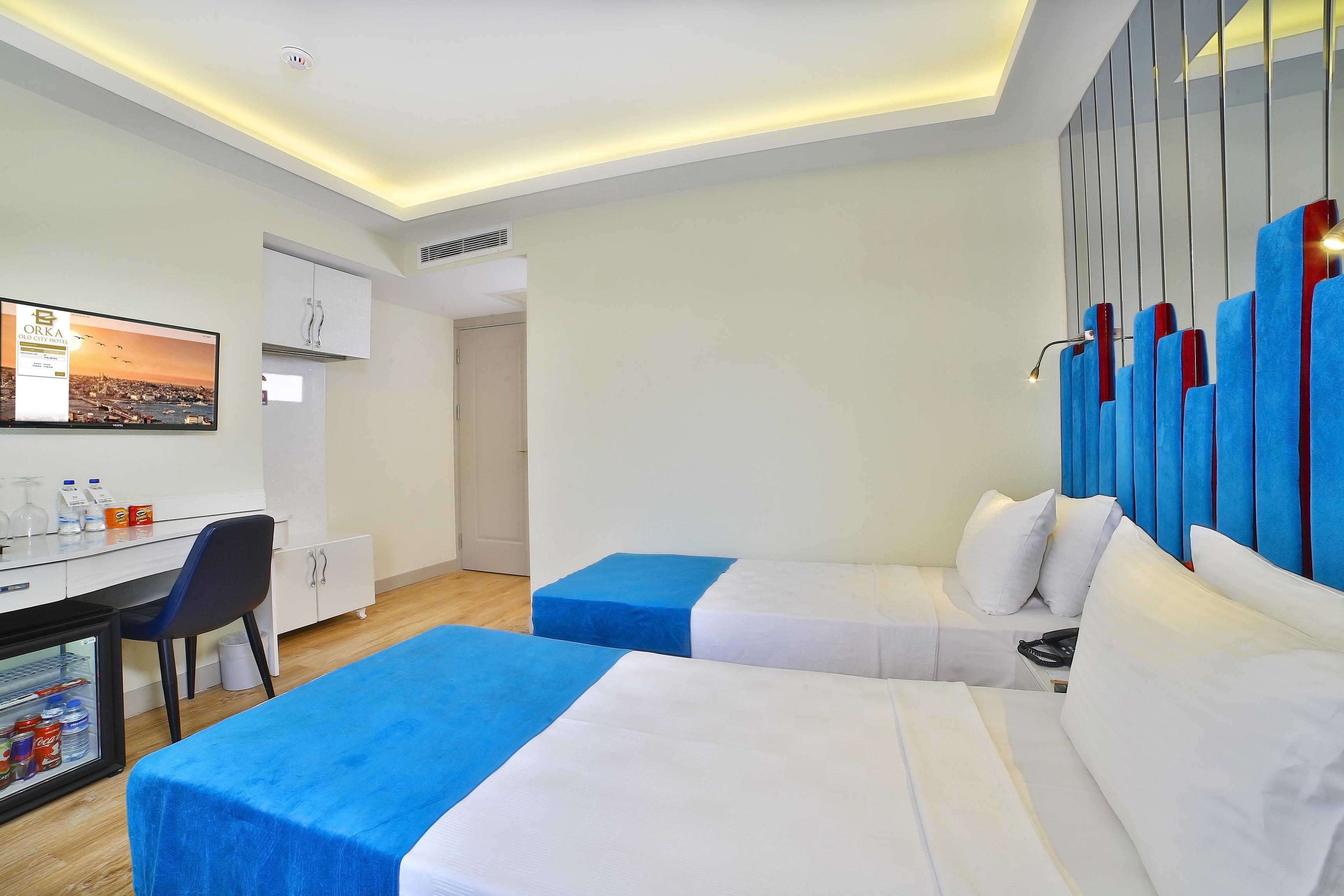 Amara Old & Otel 3*