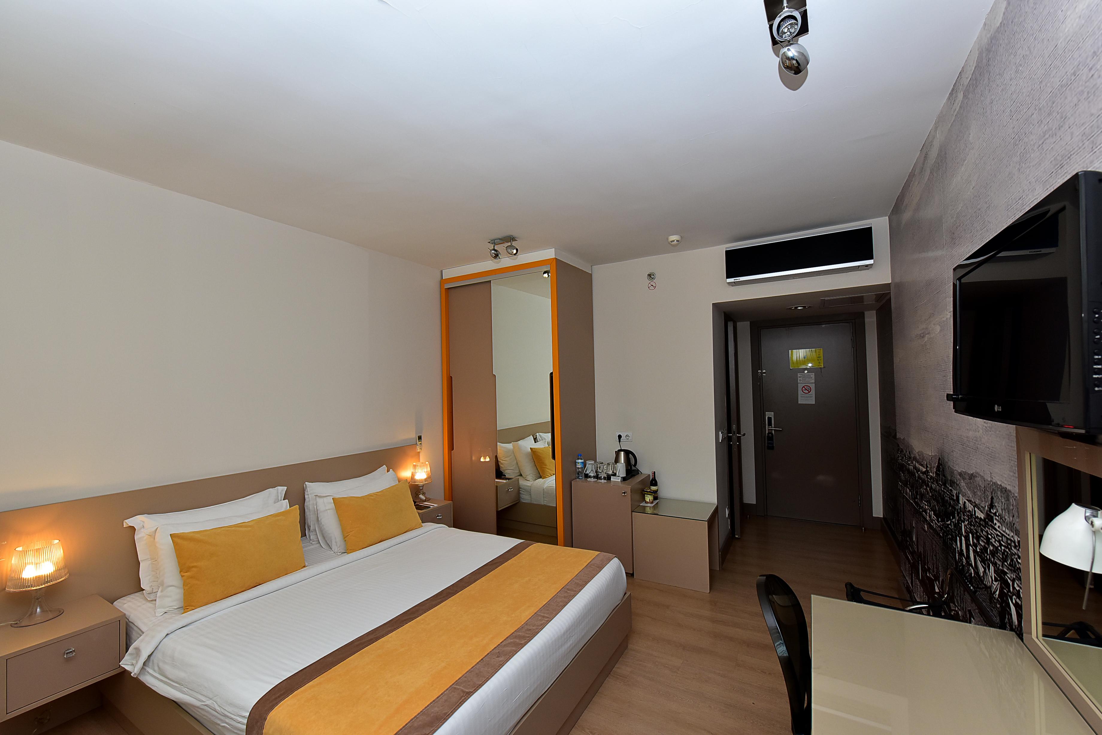 Cheya Besiktas Bosphorus Center & 3*