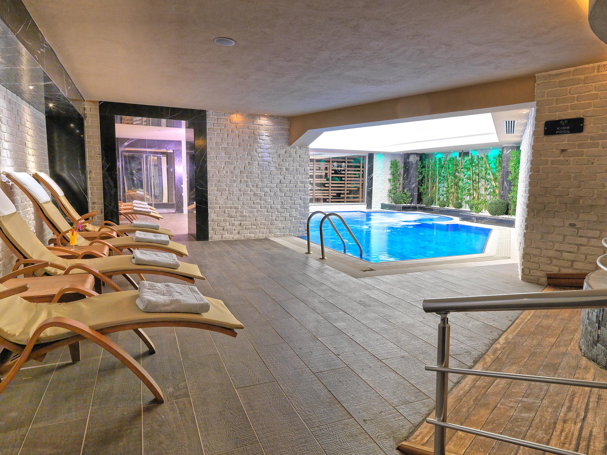 Mercure Bomonti Hotel 5*