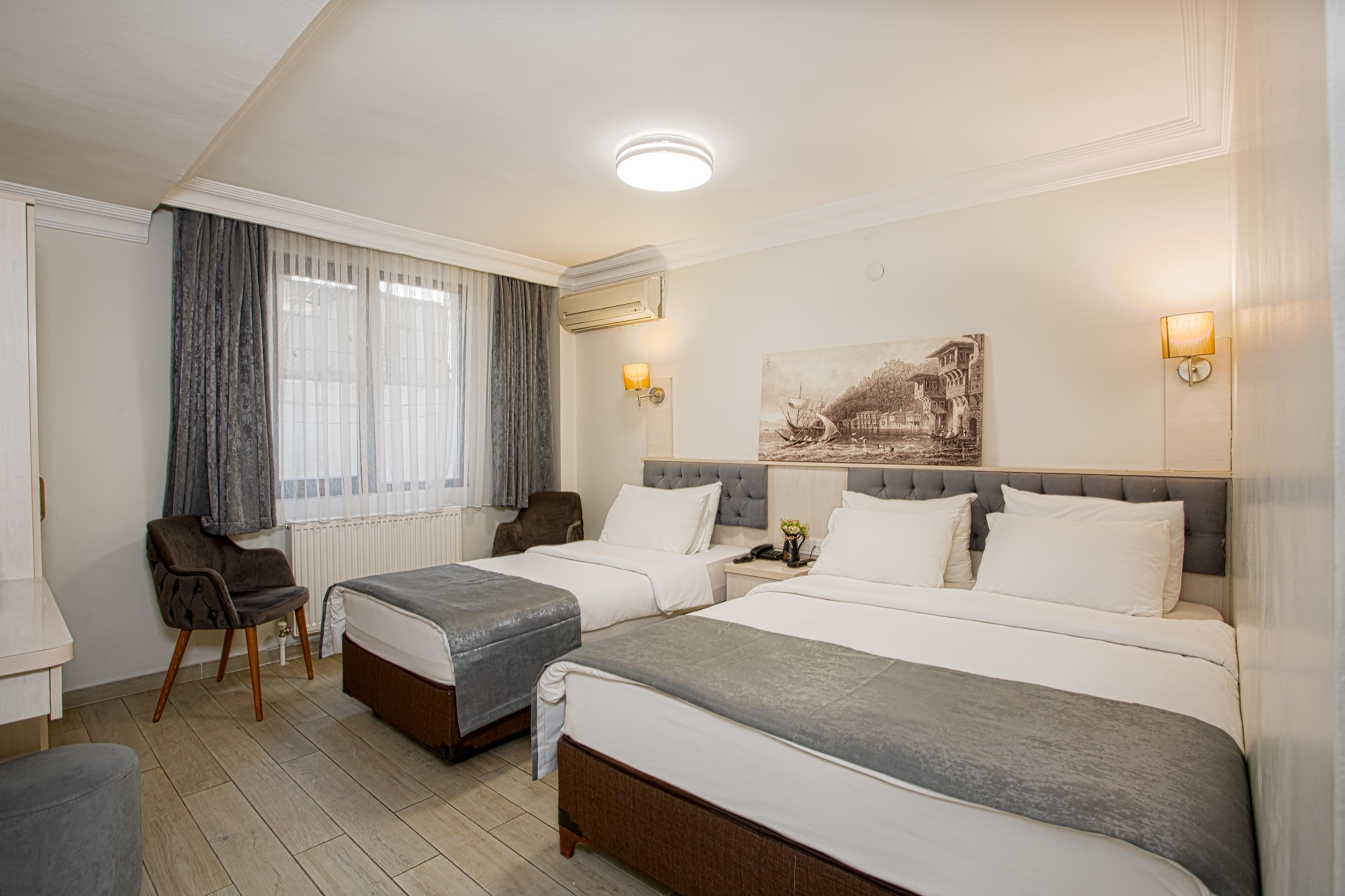 Hotel Sim Old