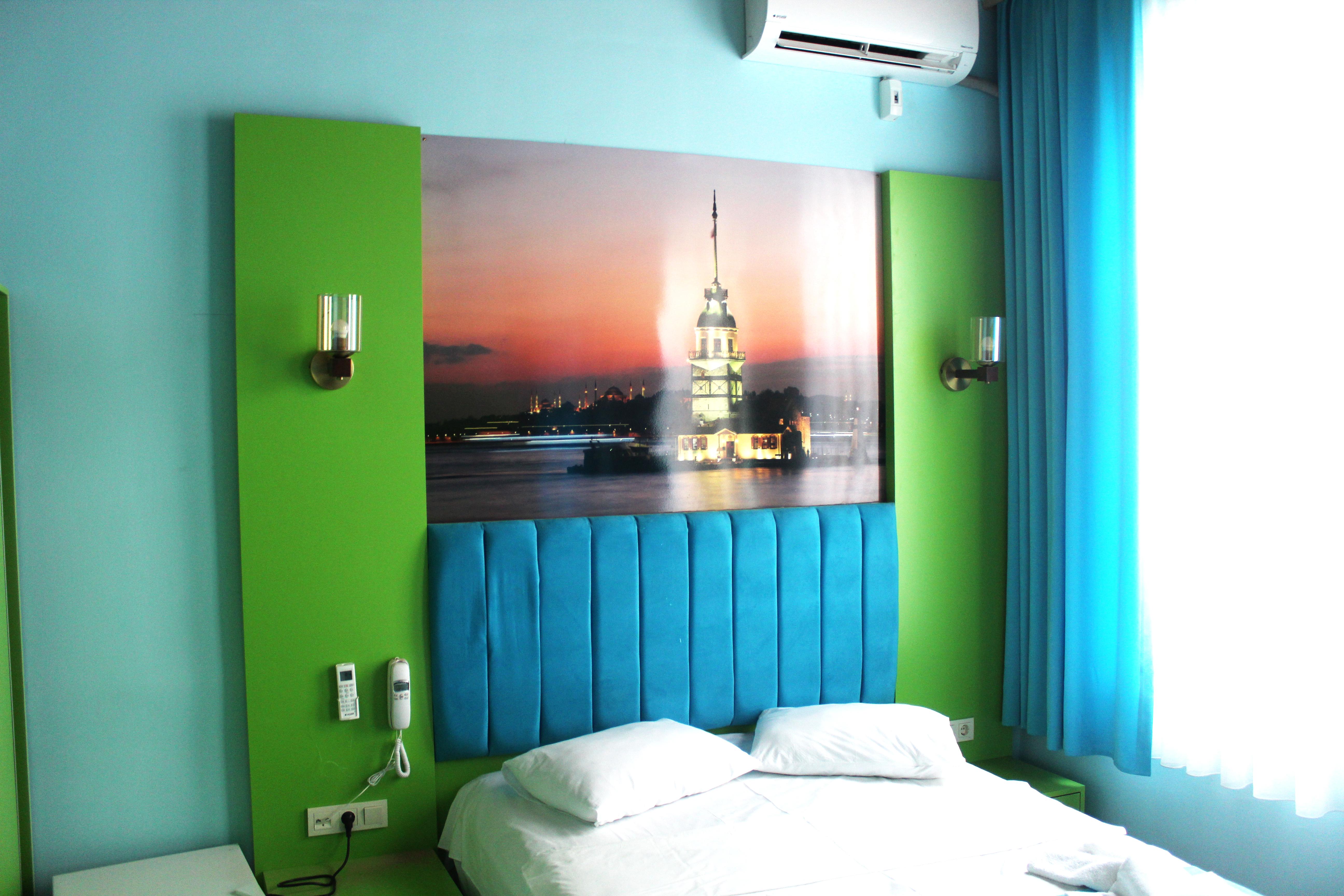 Hotel Megaron 3*