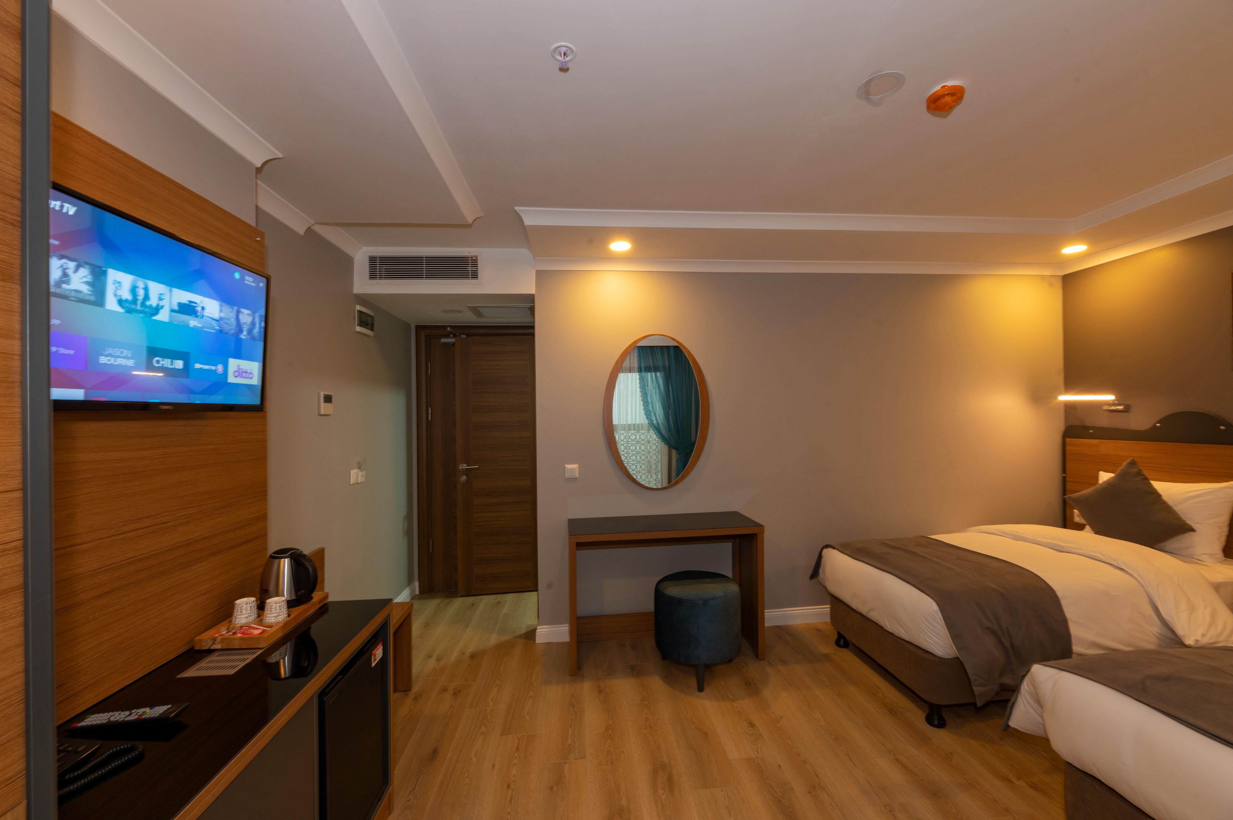 Hotel New Emin 3*