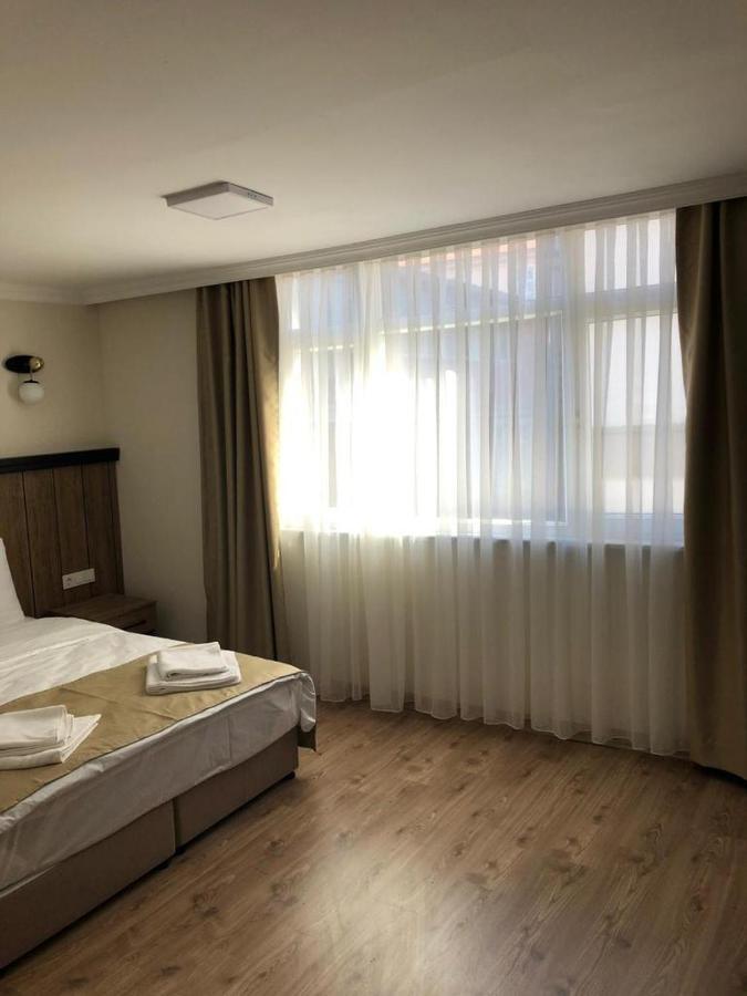 La Pera Hotel 3*