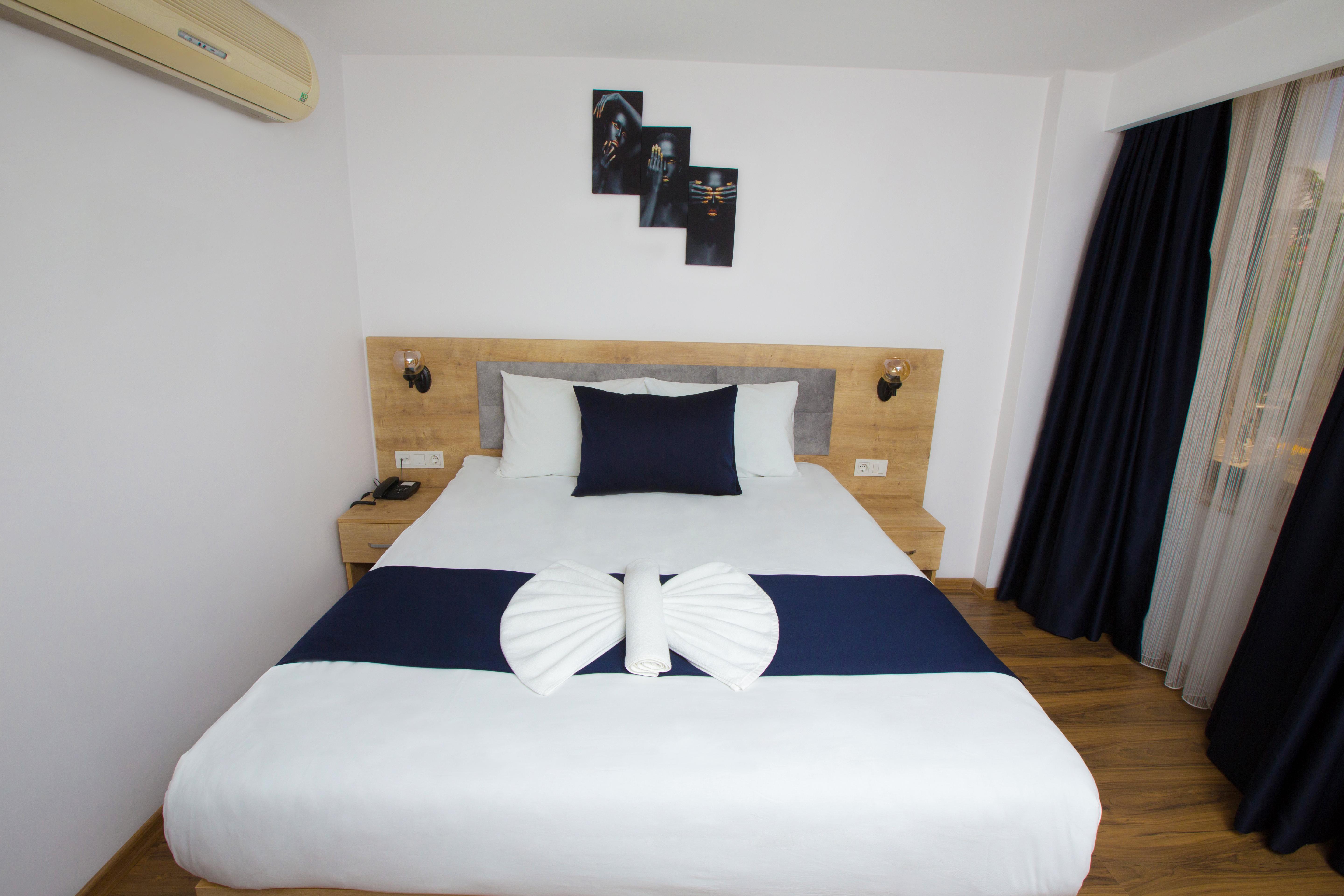 Golden Street Otel