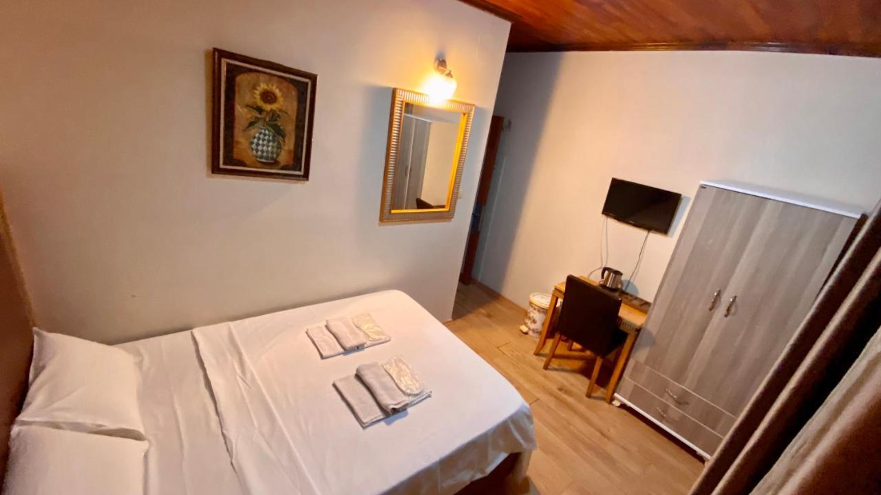 Herton Boutique Hotel *
