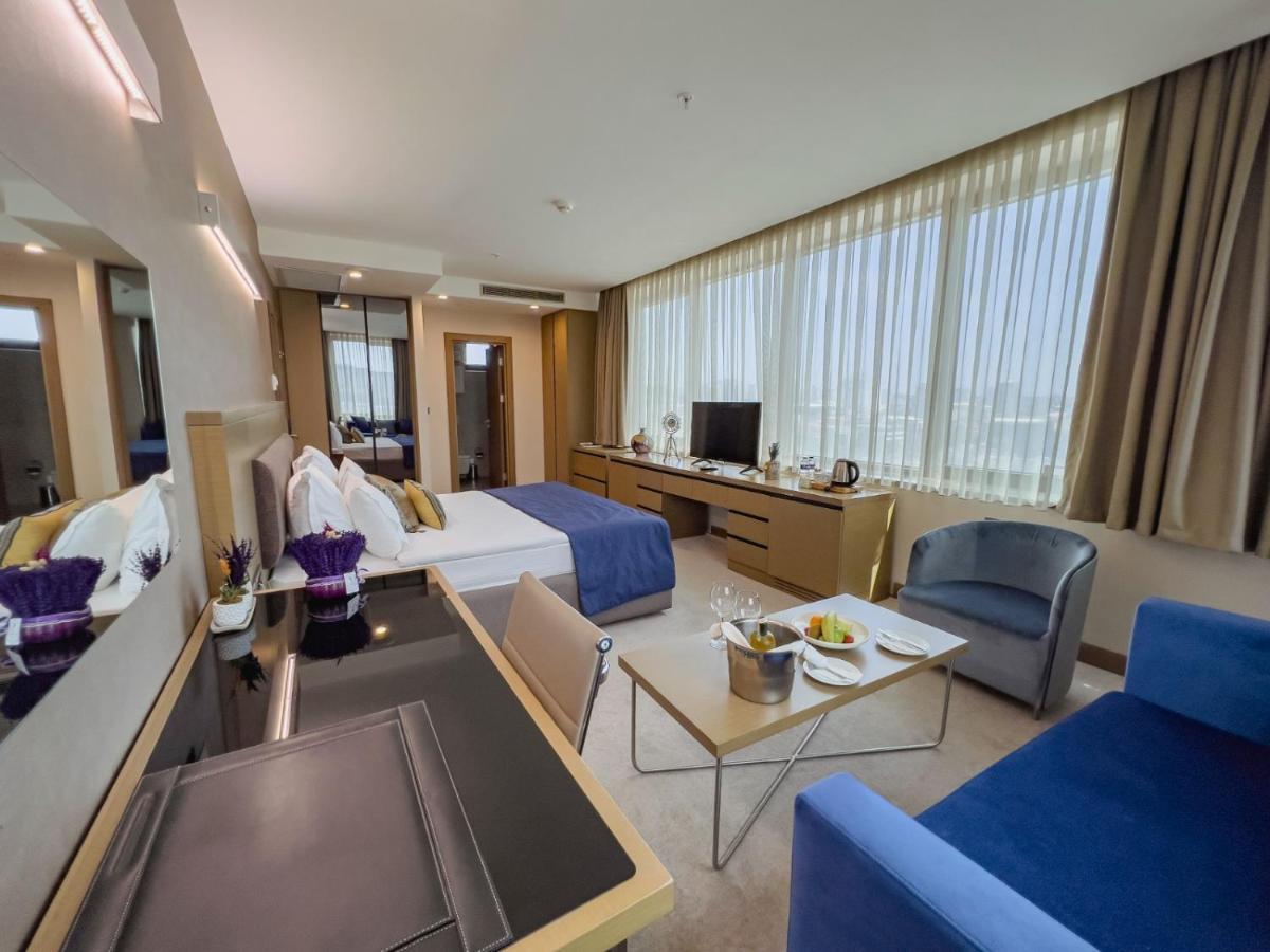 La Quinta By Wyndham Gunesli 5*
