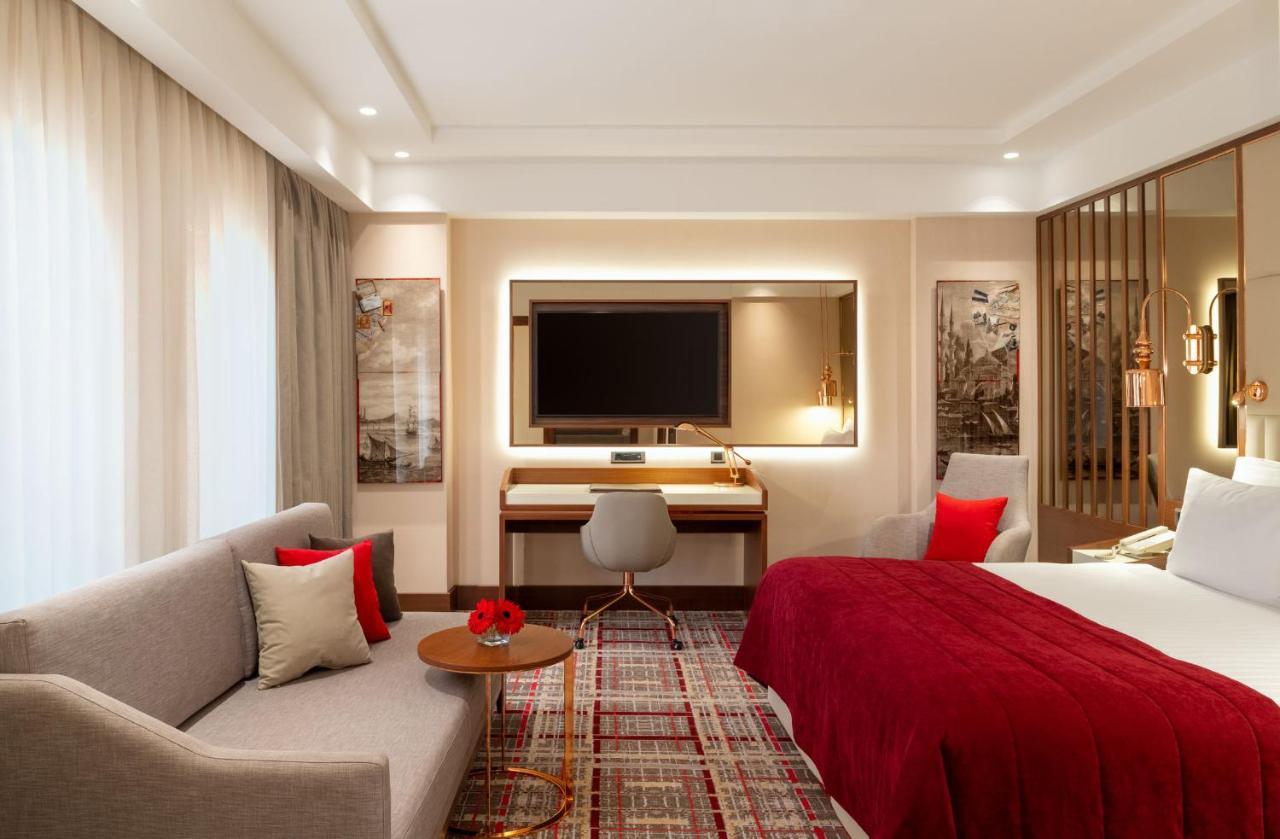 Moevenpick Airport 5*