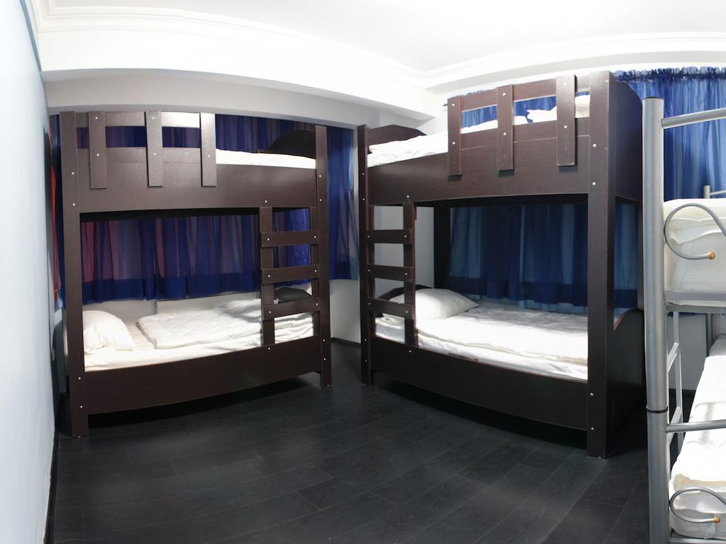 Rengarenk & Hostel Istanbul