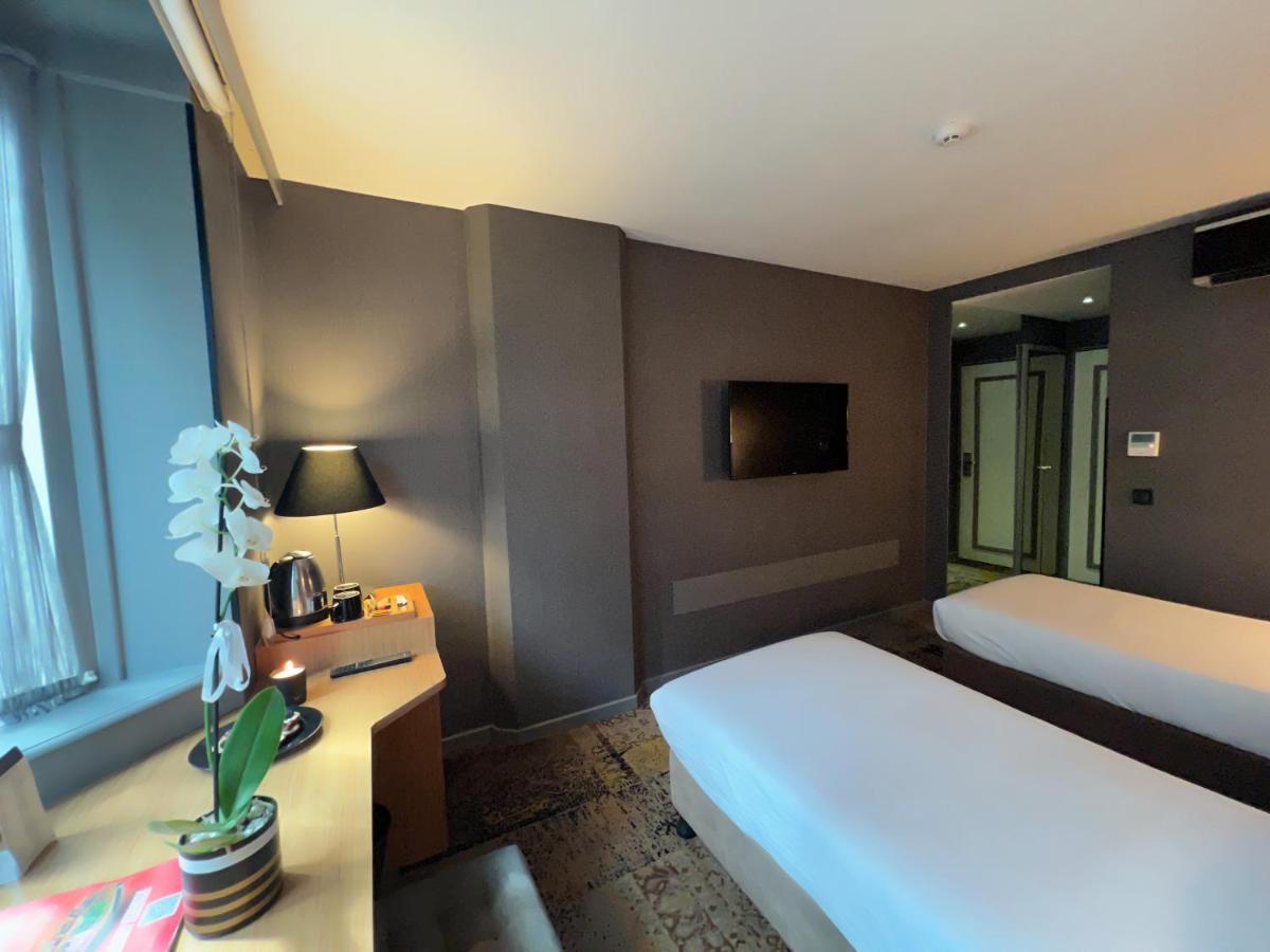 Seasons Otel