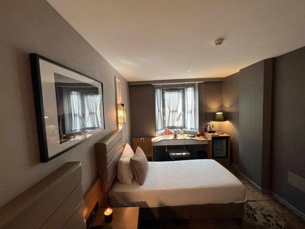 Otel Seasons İstanbul