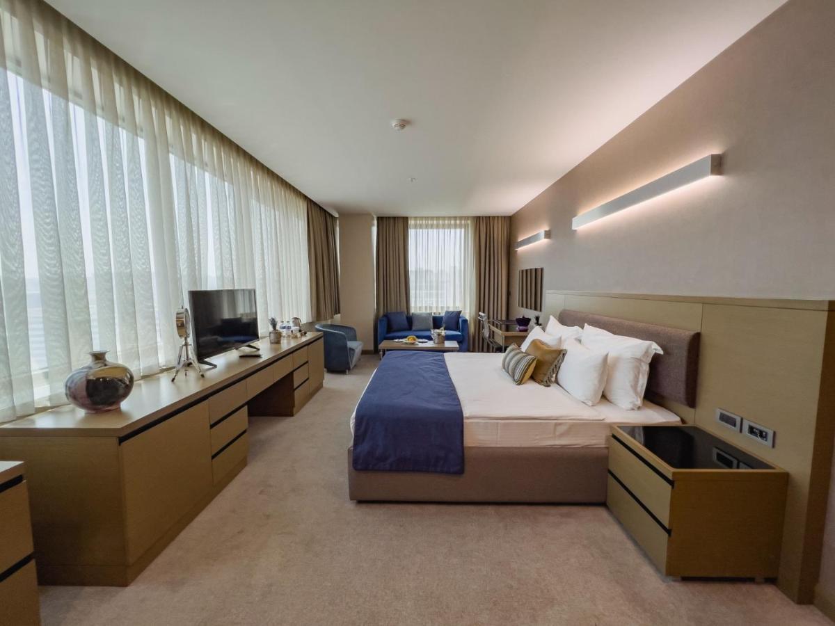 La Quinta By Wyndham Gunesli Otel 5*