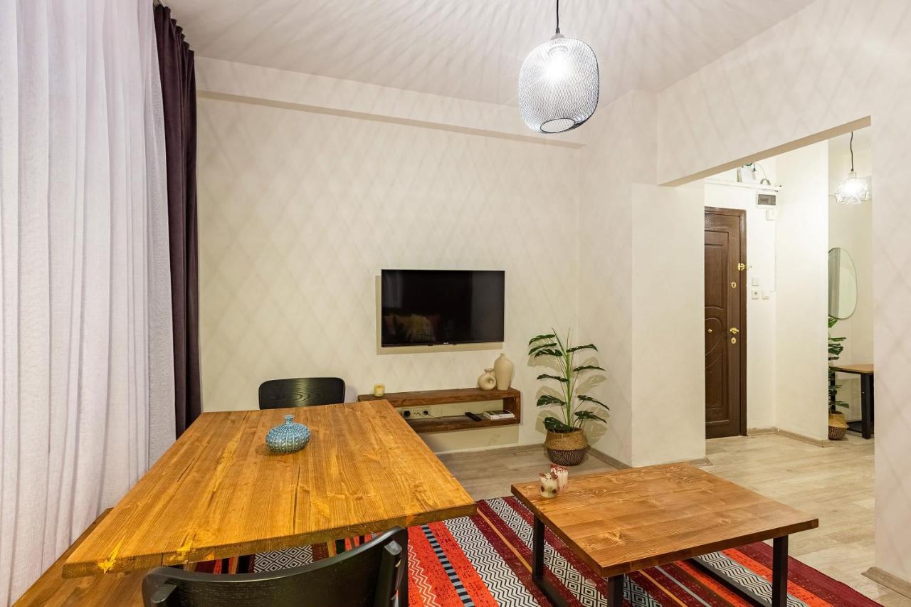 Apartment Modern Flat 5-min Walk To Taksim Square In Beyoglu *