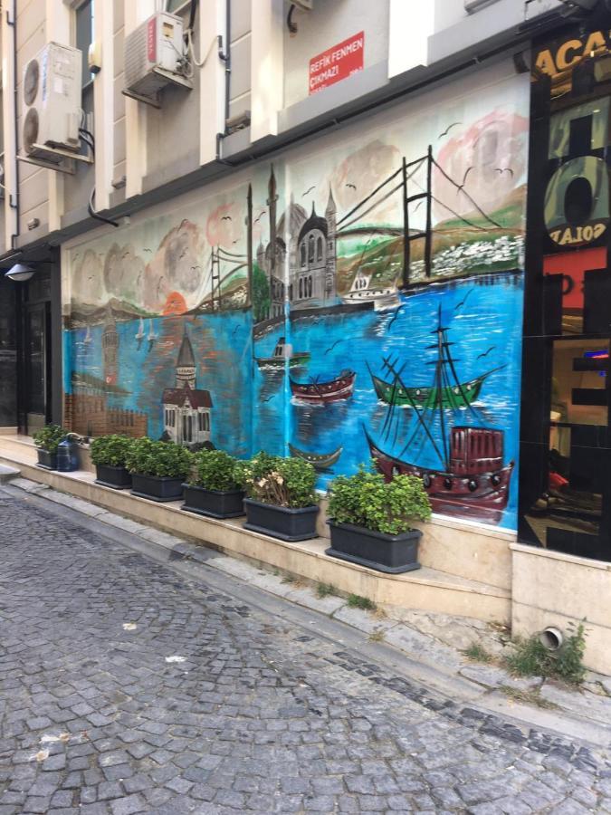 Acar * Istanbul