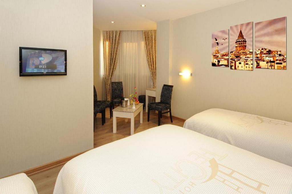 The Port Hotel 4*