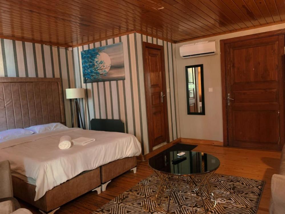 Juliadomna Hotel